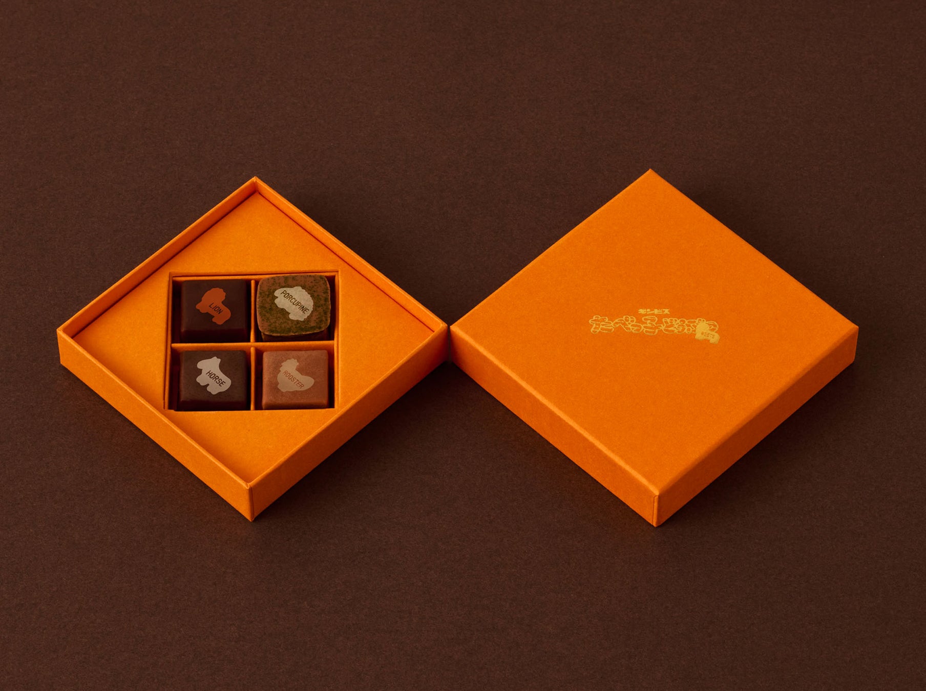 国産白桃の濃密な香りを凝縮したクラフトジン「PEACH GIN 百彩 -momoiro-」の抽選販売を開始