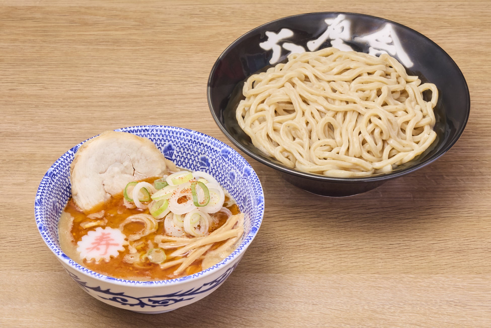 【SHIBUYA STREAM HOTEL】3月1日（土）より苺づくしのアフタヌーンティーが登場！～苺の食べ比べや苺スイーツで春を食べつくす～