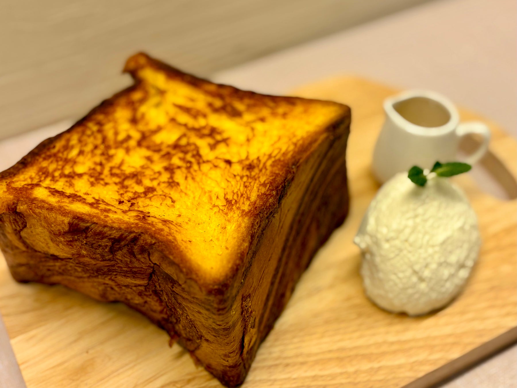 神戸を代表するビストロ「近藤亭」との一日限定コラボディナーが決定　神戸ポートタワー内「PORT TERRACE」＆海洋博物館内「OCEANPLACE」のトリプルネームで届ける春のスペシャルイベント