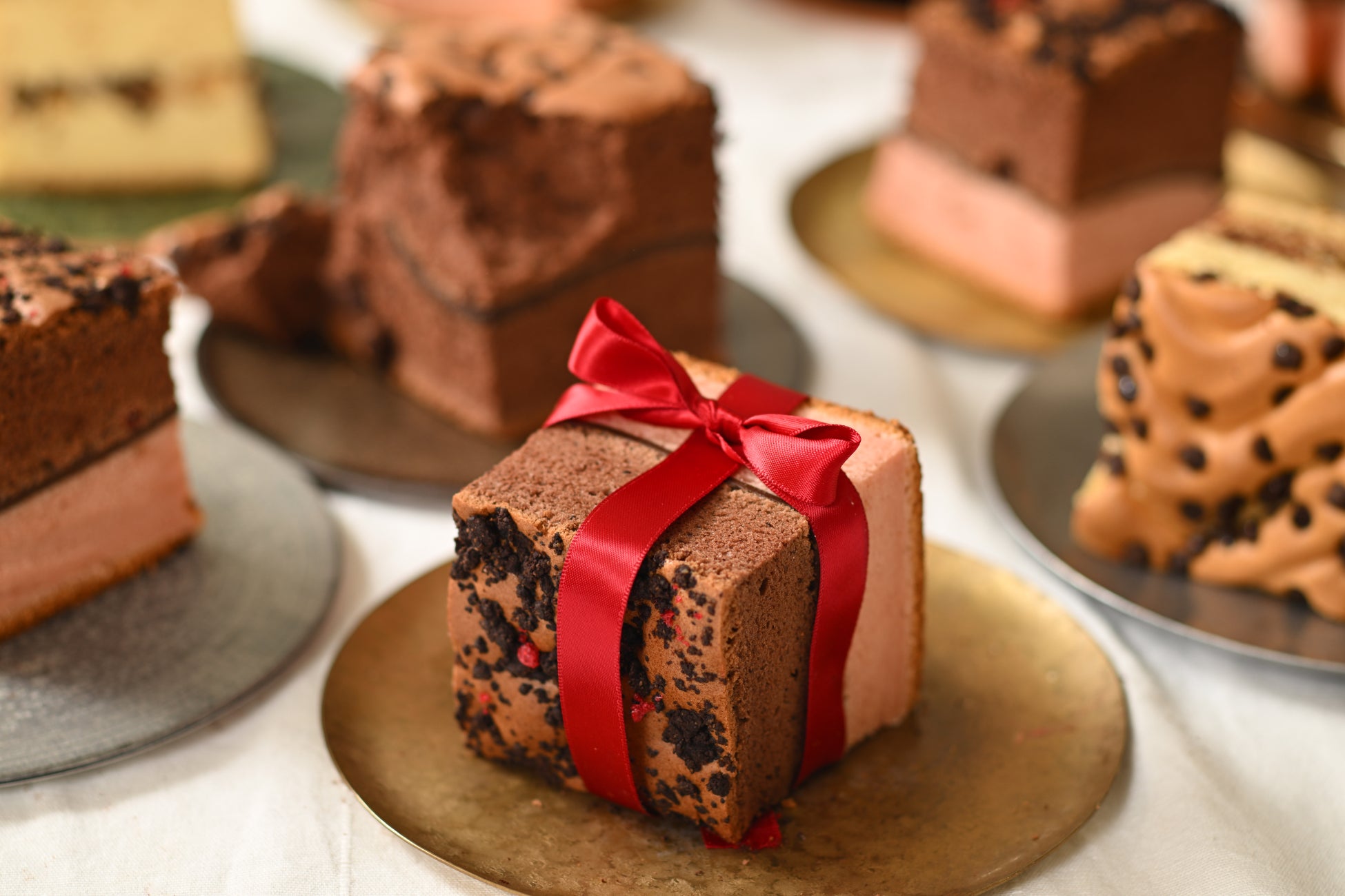 創業180年のハチ食品のコラボ商品がピックミーアップ竹ノ塚に登場！