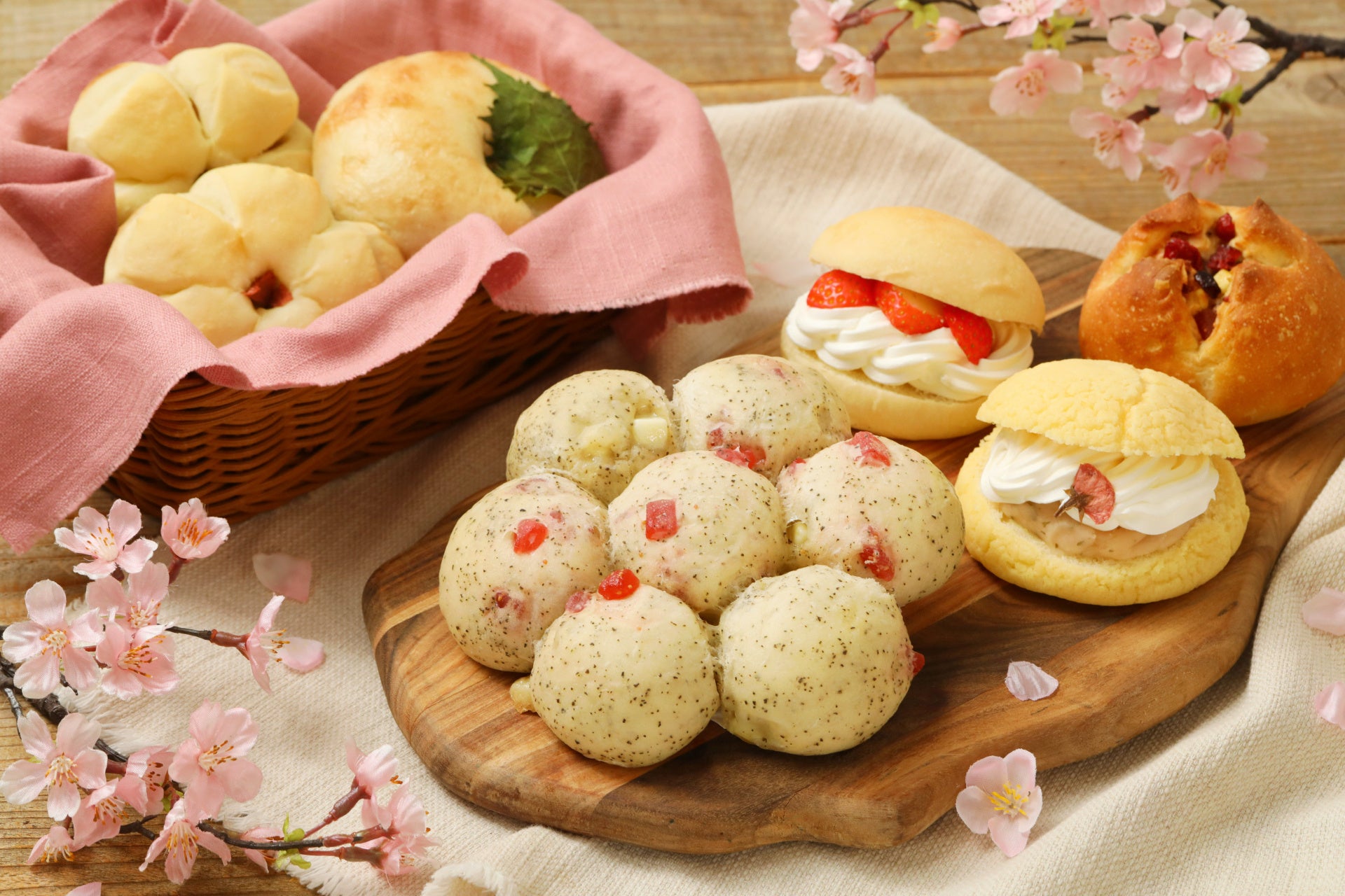 【元祖泡系博多一幸舎】プロデュース、「つけ麺 舎楽 博多本店」1周年記念イベント開催！2025年2月14日（金）～16日（日）は「つけ麺全種類」が半額でお召し上がりいただけます！