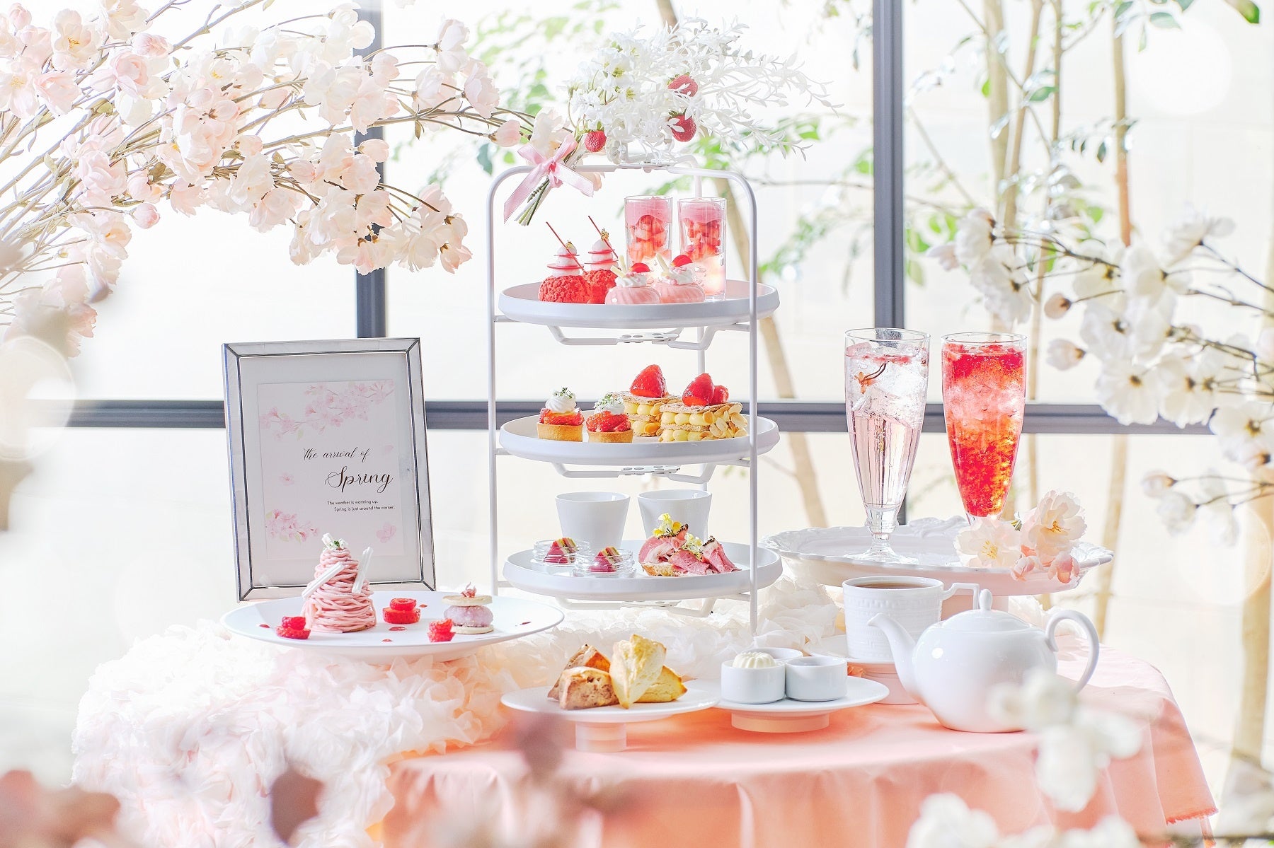 独自のAIで飲食店向けのSNSコンテンツの作成、管理をLINEで簡単に実施 -「Colega AI」日本市場で本格的にサービスを開始