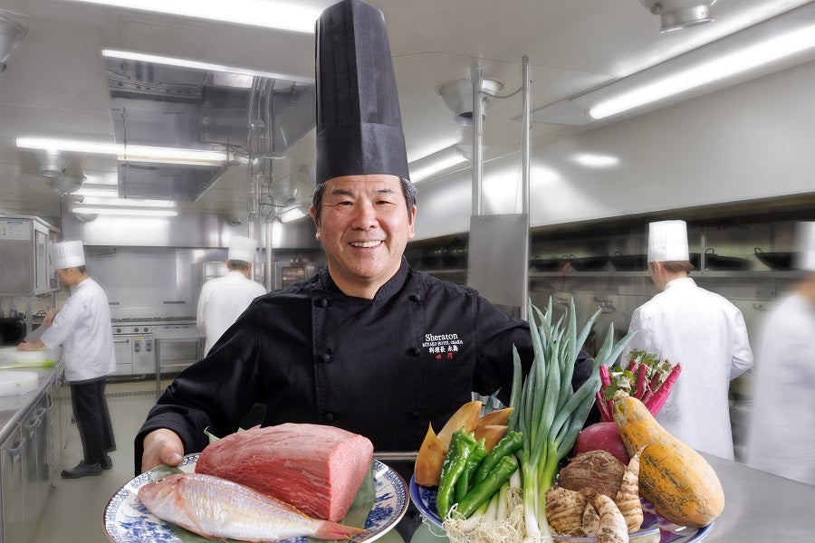 花のモチーフやエディブルフラワーを散りばめたスイーツ＆セイボリーを楽しむ「スプリングフラワー アフタヌーンティー」