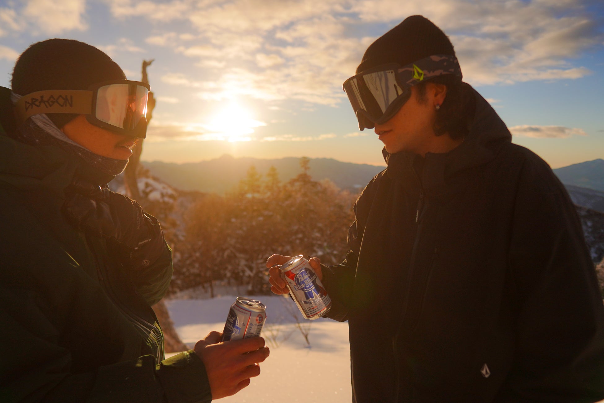 あるるモールで口コミ高評価！カバの店長が作る「米粉クッキー缶」のスタッフ試用レポートを公開。その魅力が明らかに！