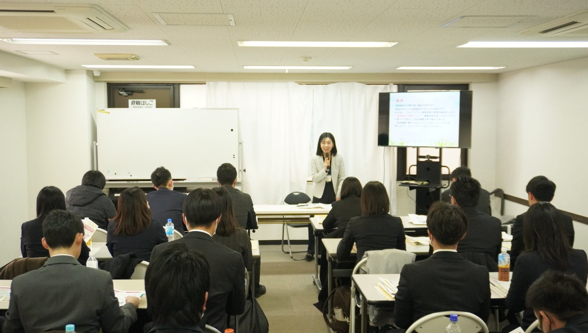 鈴廣かまぼこが惣菜市場に本格参入。ロングセラーの「小田原がんも」をレトルト惣菜にアレンジした『かまぼこ屋のあんかけがんも』 ３種 新発売