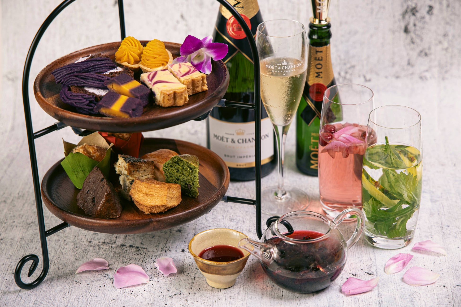 【リーガロイヤルホテル(大阪)】春爛漫!たいせつな人に訪れる門出を祝い、慶ぶ特別なひととき「春のお慶びプラン」を販売