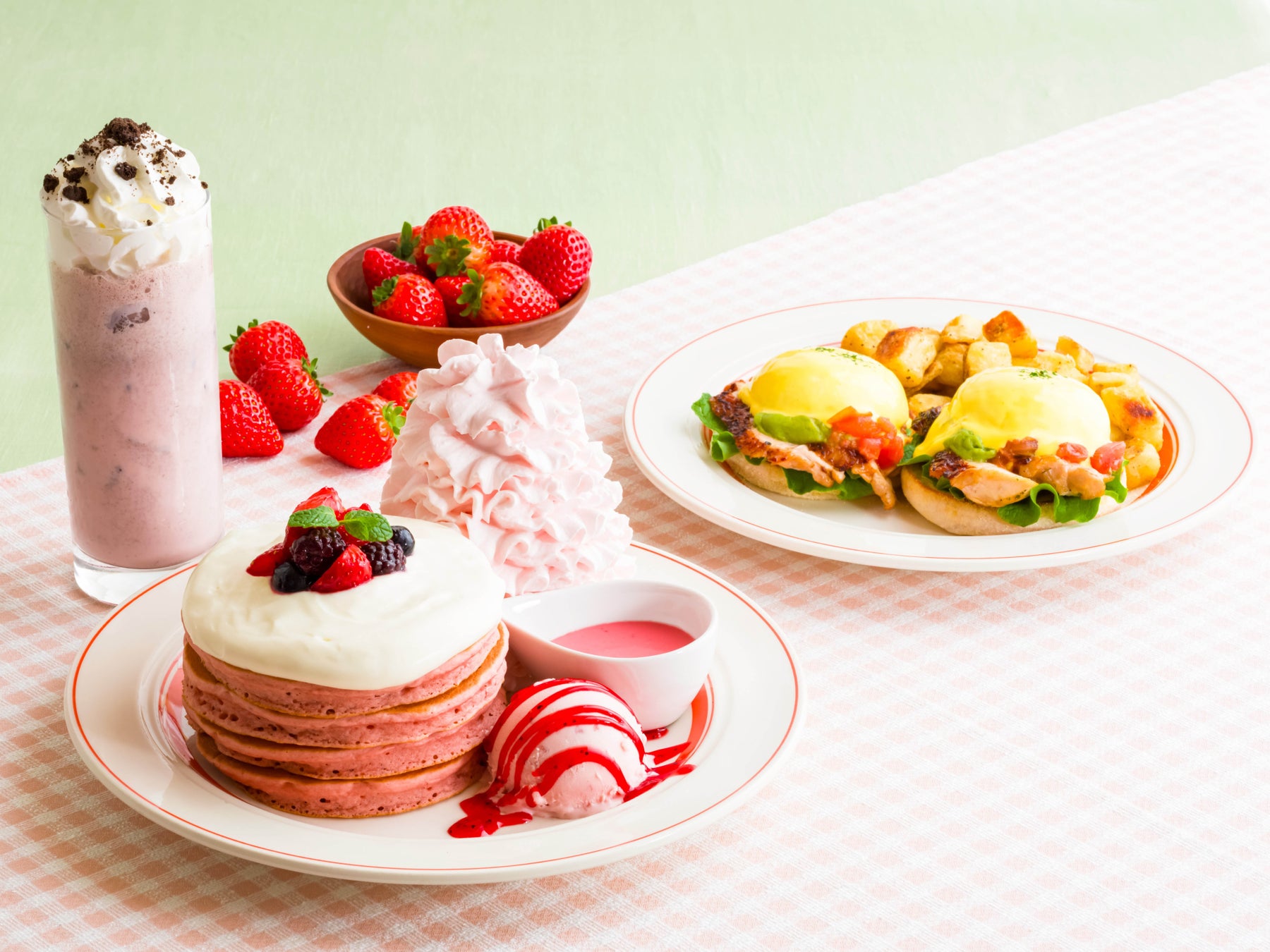 【ヒルトン東京】春の夜パフェ