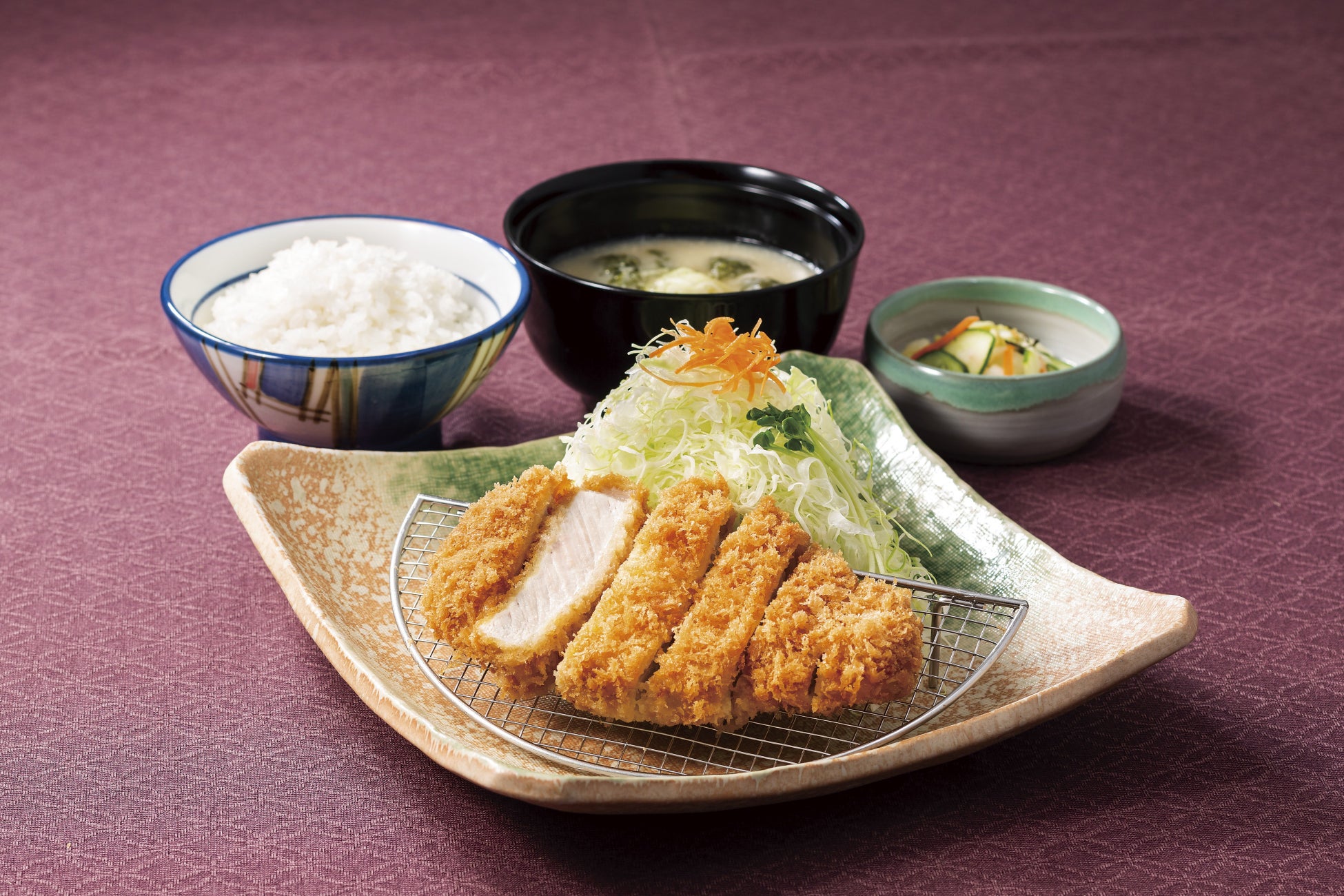 映画・ライブ・旅行もOK！「コト消費」で”心の栄養”に投資する福利厚生『心の栄養手当』導入で、社員のメンタルヘルスケアを強化