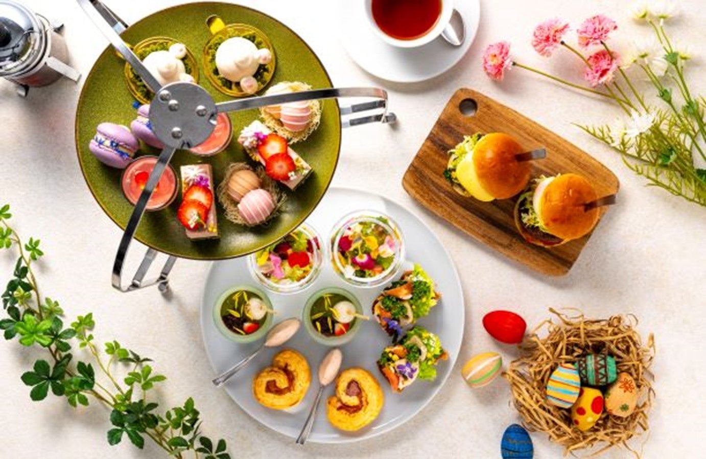 選べるメイン料理が魅力!春の彩り豊かな「四季彩コース」