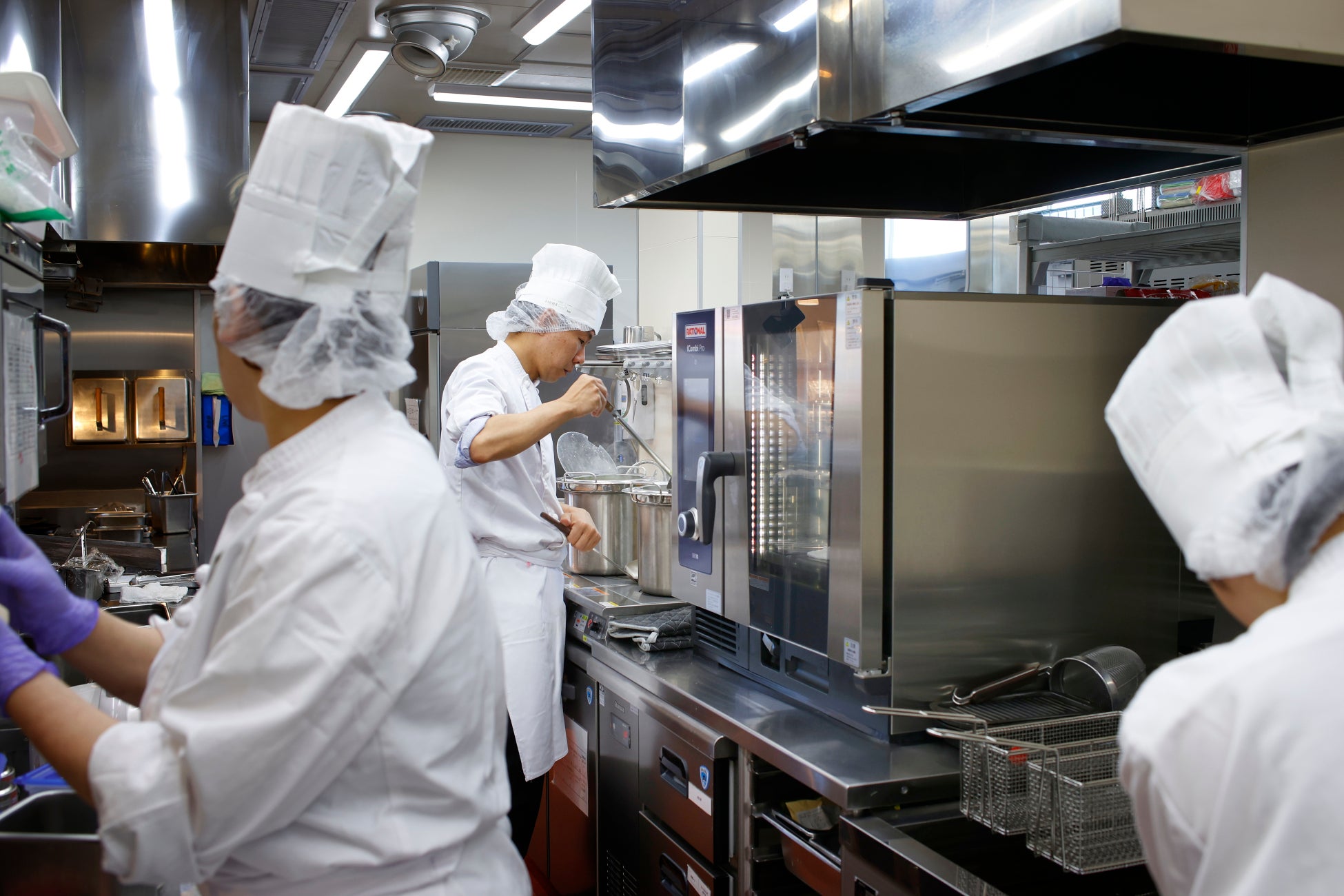 京都の食材を生かした新感覚のテラスラウンジが3/10(月)オープン！光の茶室「貴和（きわ）」を備えた飲食店「NIWA（にわ）」