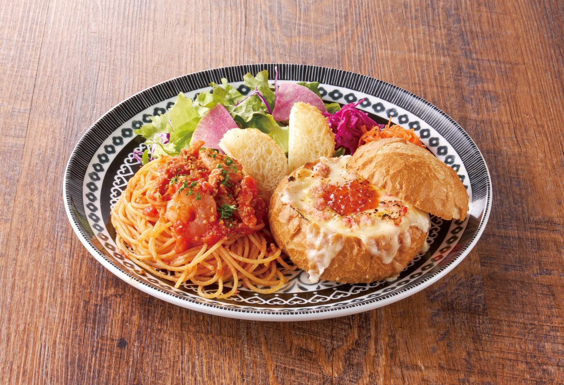 おむすび二刀流、解禁。 新作「ぼんご監修おむすび」&名作「大きなおむすび」のおむすび二刀流を発表! 大谷翔平選手が“ファミリーマートおむすびアンバサダー”に就任