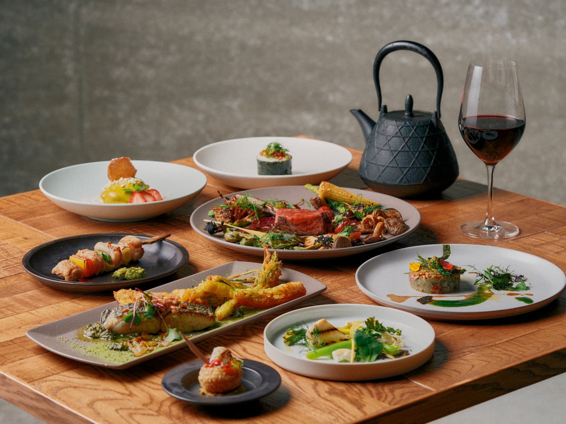 株式会社ダイニングイノベーションがマスターライセンスを持つ「七宝麻辣湯（チーパオマーラータン）」が「POS＋」導入で、会計工数の削減や多言語対応によるインバウンド対応を推進！