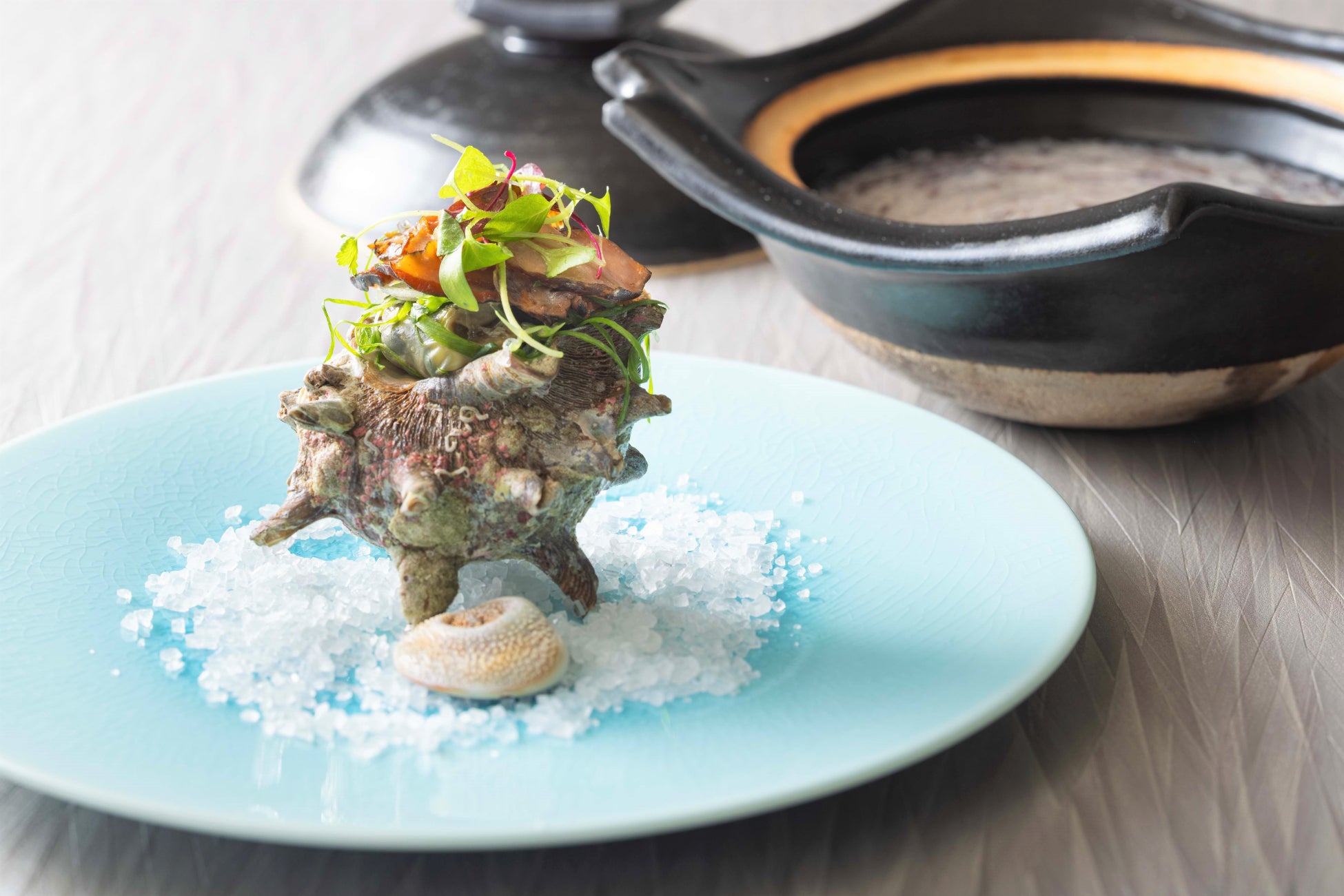 【串カツ田中の学割】「学生限定 串カツ食べ飲み放題」始まる!学生証の提示で串カツ32種、ドリンク60種が120分2,980円(税込)に!