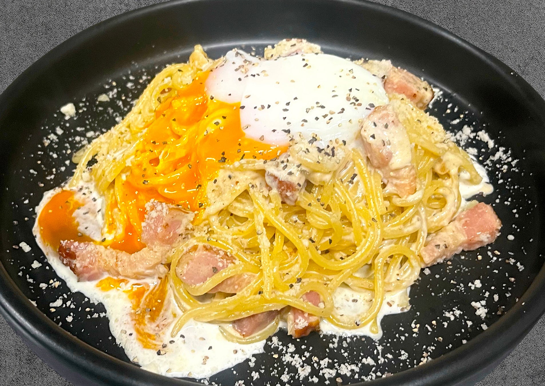 「おむらいす亭（フードコート店舗）」3/5（水）より「春のデミたまフェア」開始！