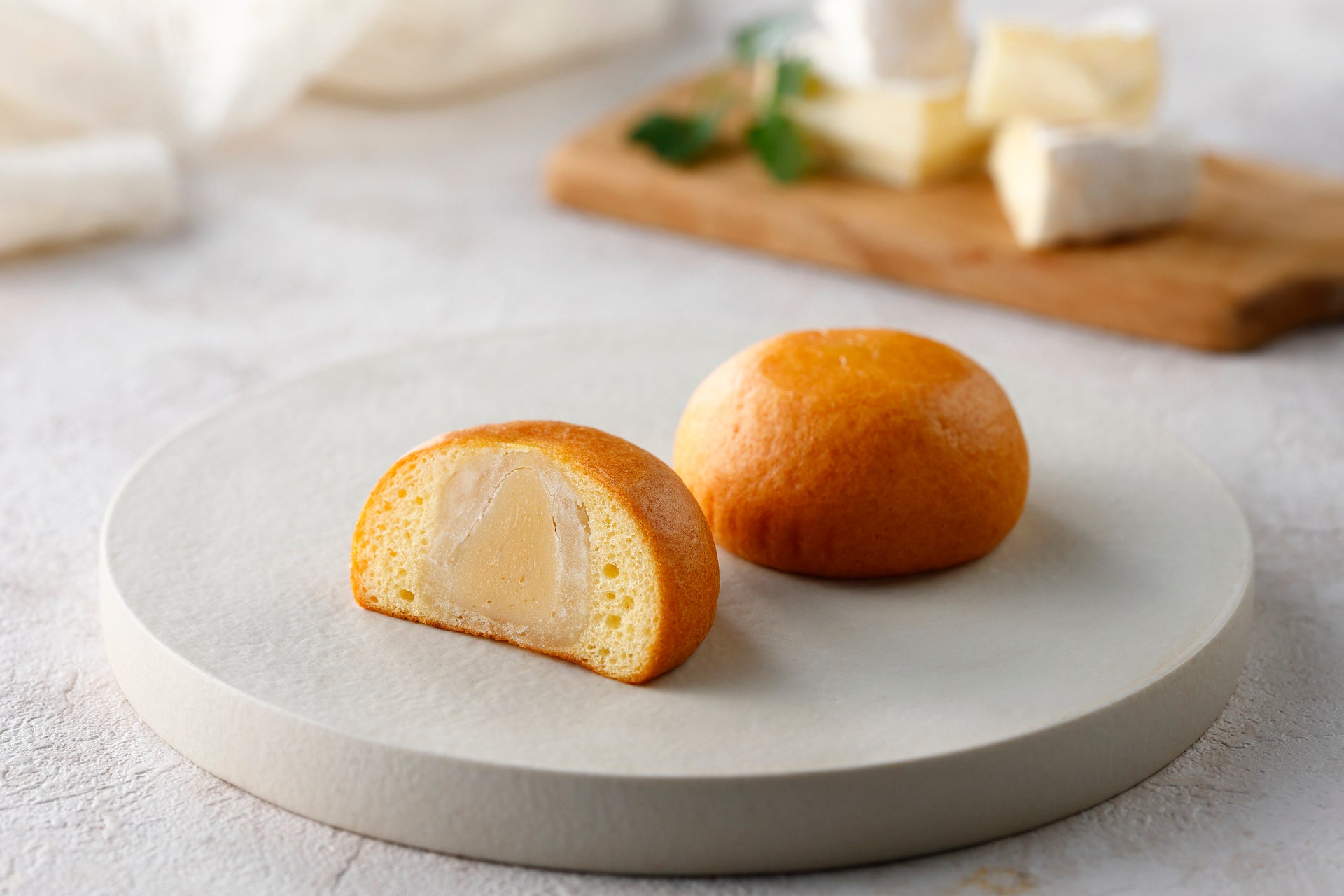 「レストランカフェテラス アミ神戸」が3月12日にラスイートルパンビル2階にオープン