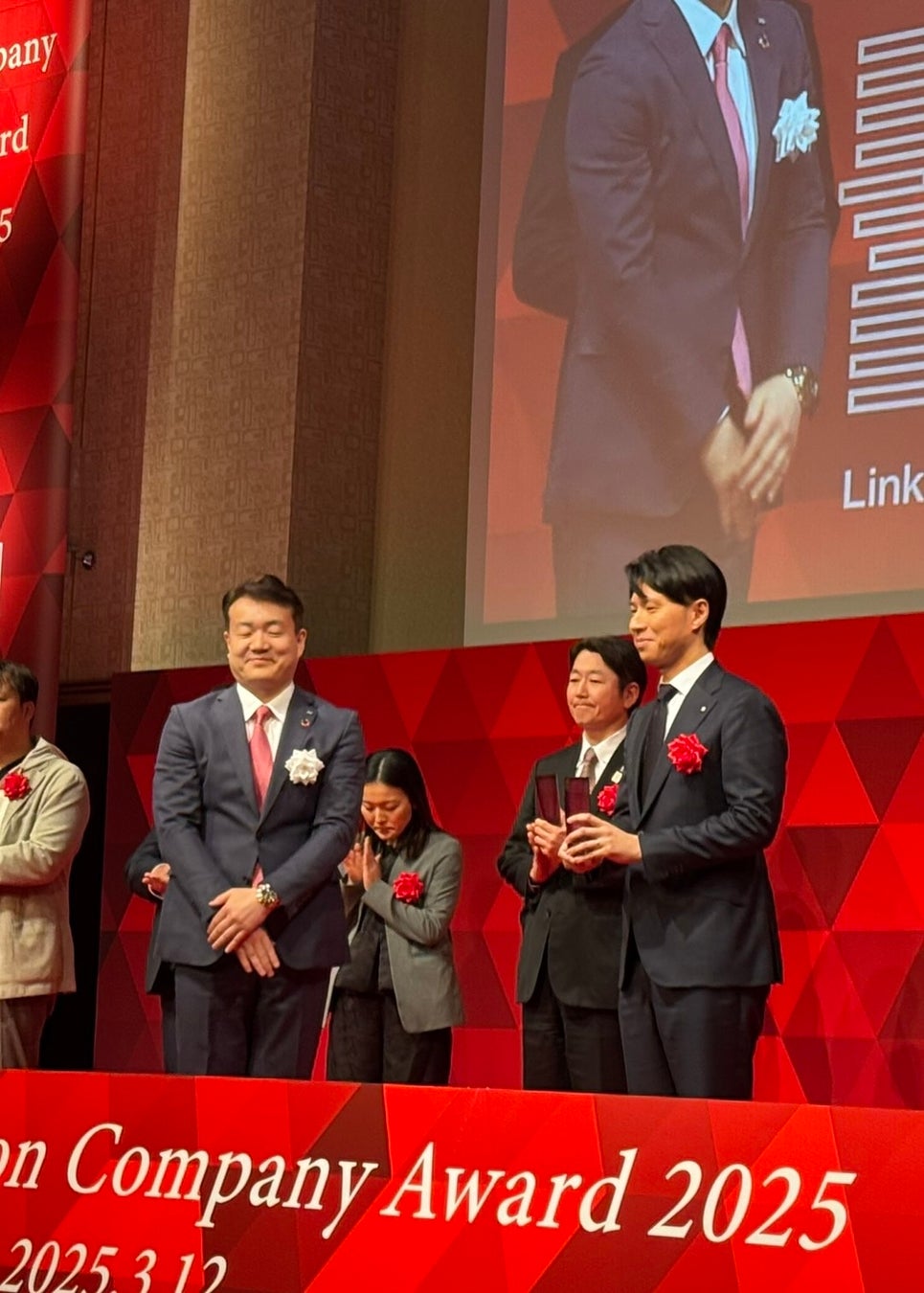 飲食企業ファイブグループが、8年連続で経済産業省による「健康経営優良法人」に認定！