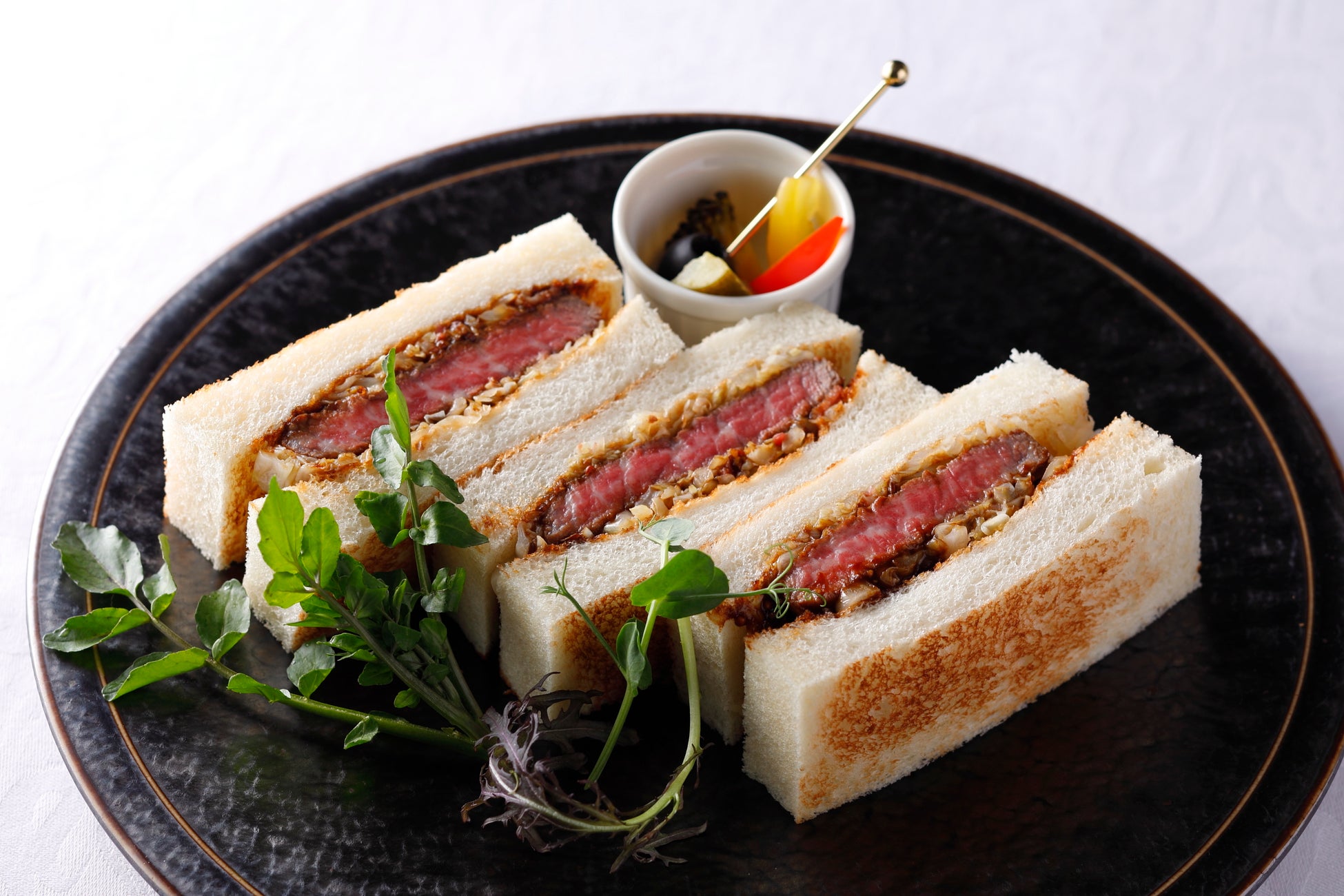 神戸の街中に、コーヒー農園が出現!?「ネスカフェ 三宮」4月10日（木）リニューアルオープン