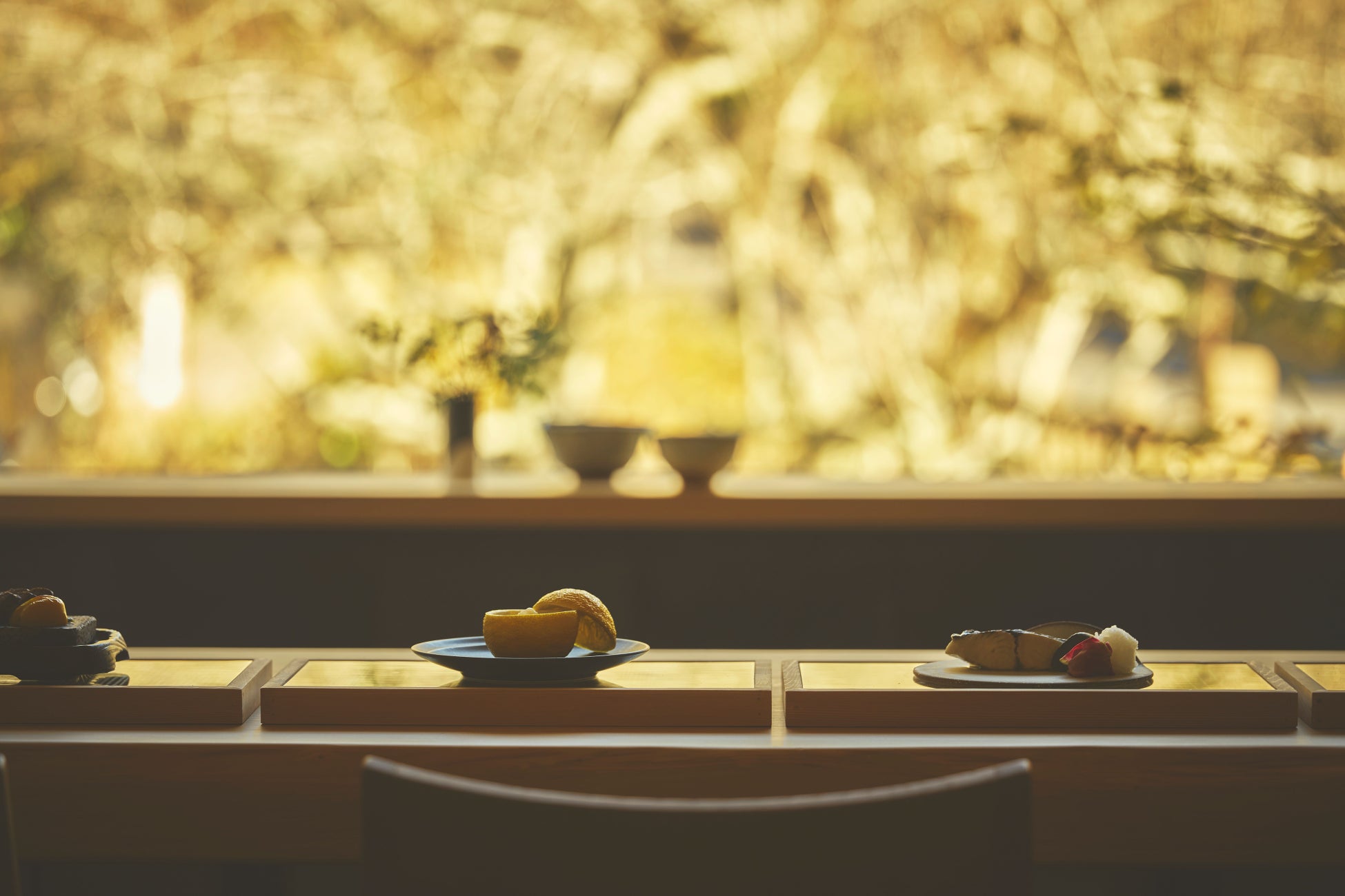 ヒルトン東京ベイ 一献風月Delicaにて、3月20日(木)から「角打ち」がスタート!千葉県内27蔵を含む約70種の日本酒と、房総のプレミアムおつまみ17種をご用意