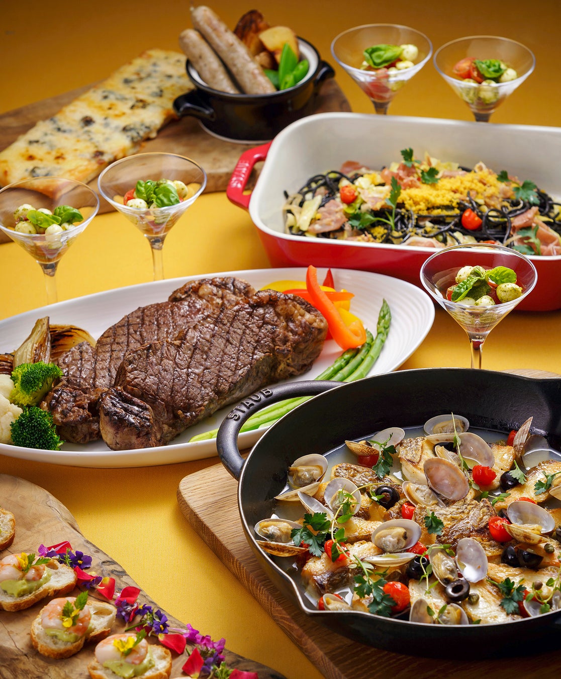 南紀白浜の絶景スポット「三段壁」に海の見えるテイクアウトカフェ 「崖 cafe」が３月２０日オープンします。