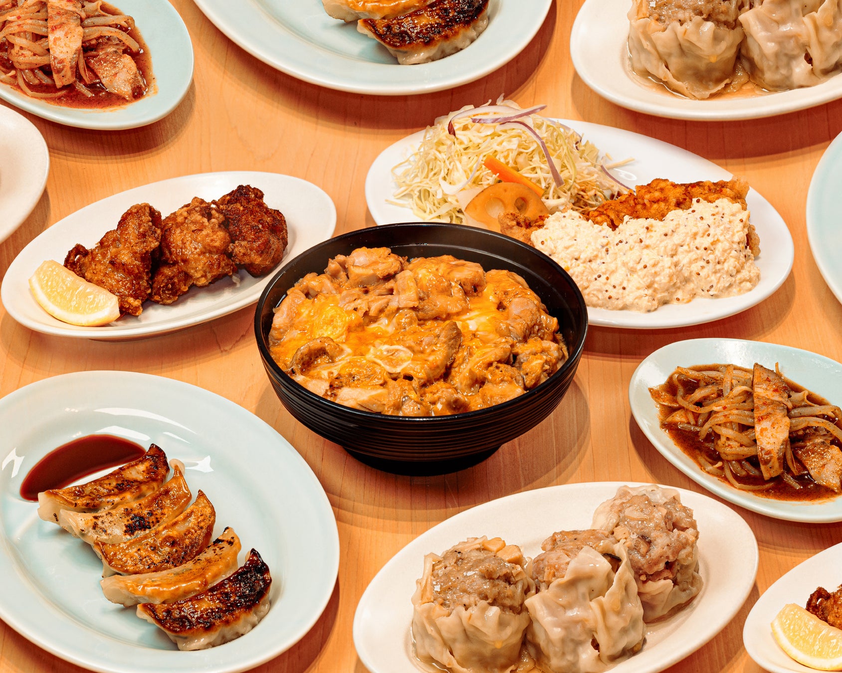 【1日10名様限定開催】牡蠣、白子、あん肝が食べ放題 『痛風鍋120分食べ放題』|3月19日(水)~3月31日(月)、新規OPEN「個室居酒屋 天日 本厚木店」にて開催!