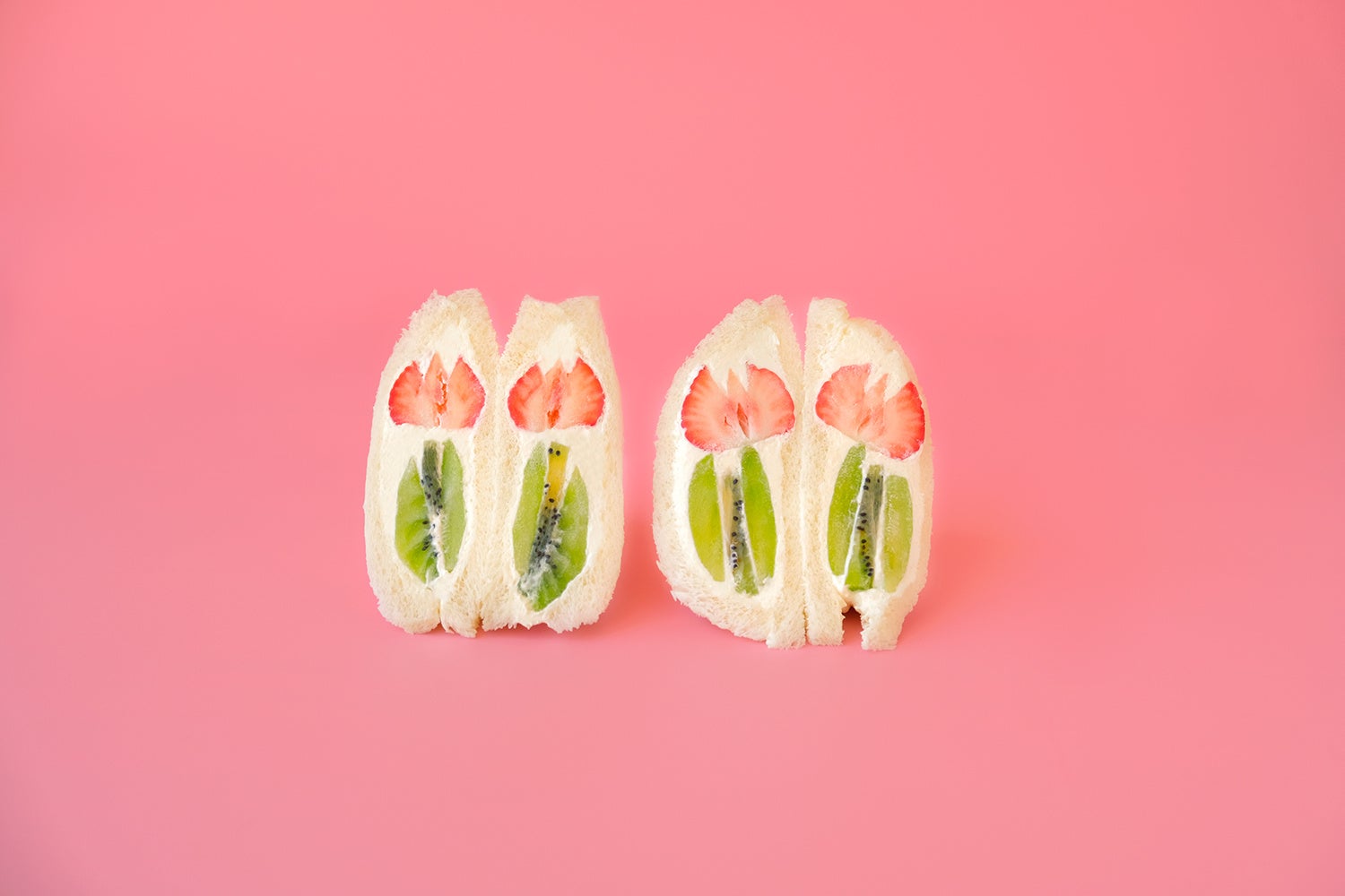 【阪急ベーカリー】パンを持って出かけよう！『春の惣菜パンEXPO’25』を開催いたします。