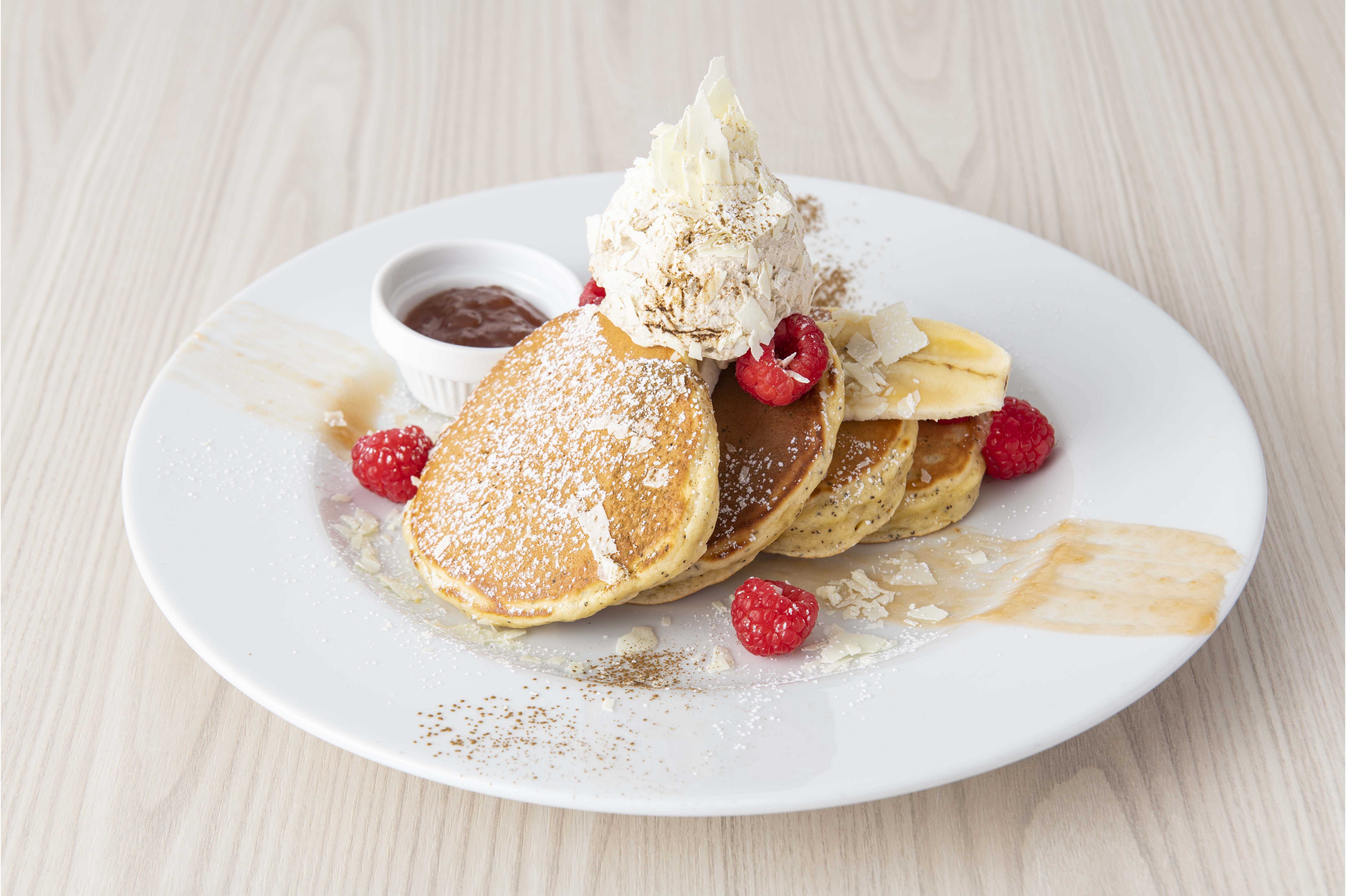 焼きスパゲティ専門店「ロメスパバルボア」期間限定スペシャルスパゲティ「白いミートソース」