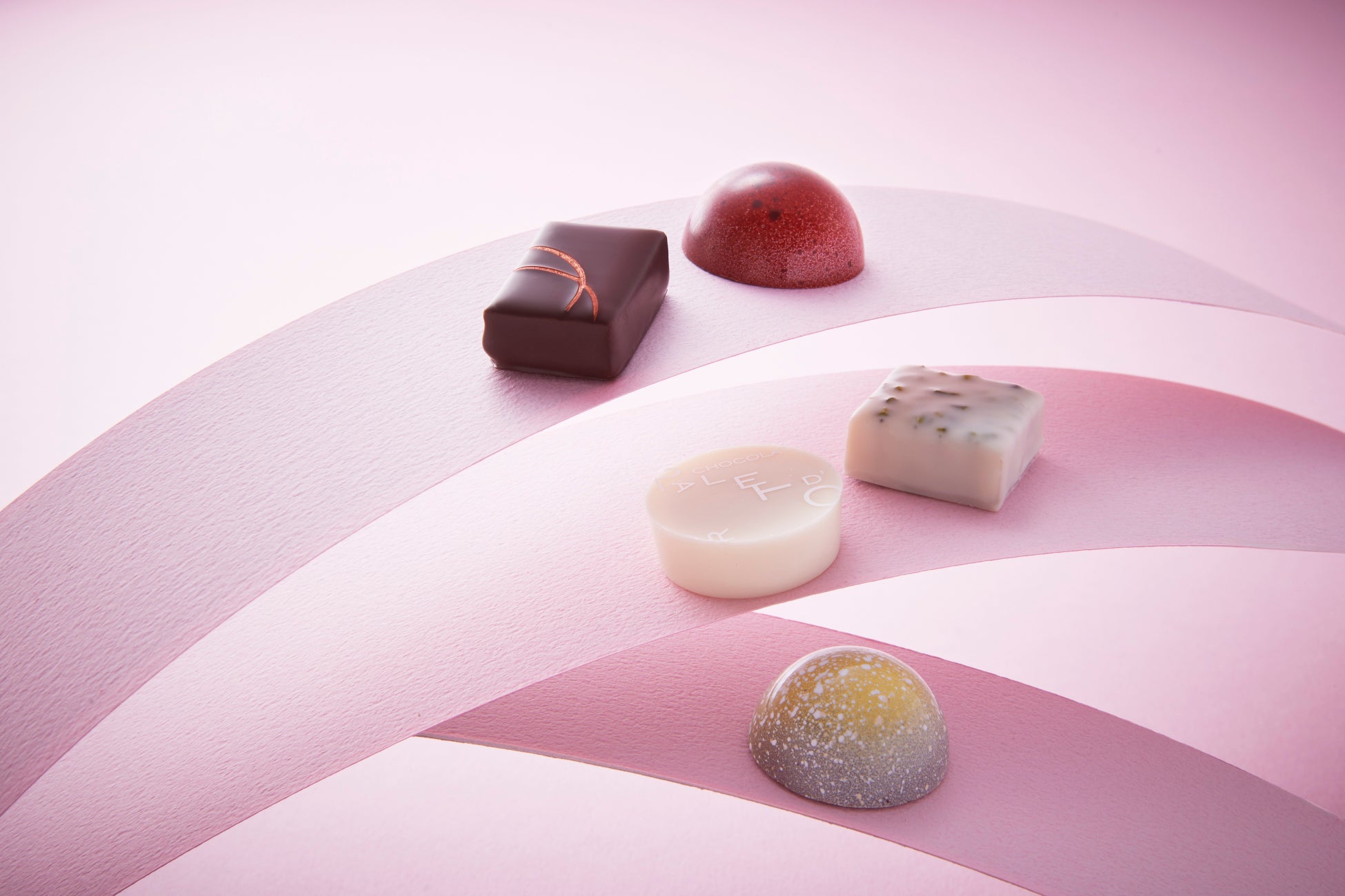 パズルSEVENTEEN 日本初コラボ！オリジナルラベル缶が、全国のサントリー自販機で限定発売決定！