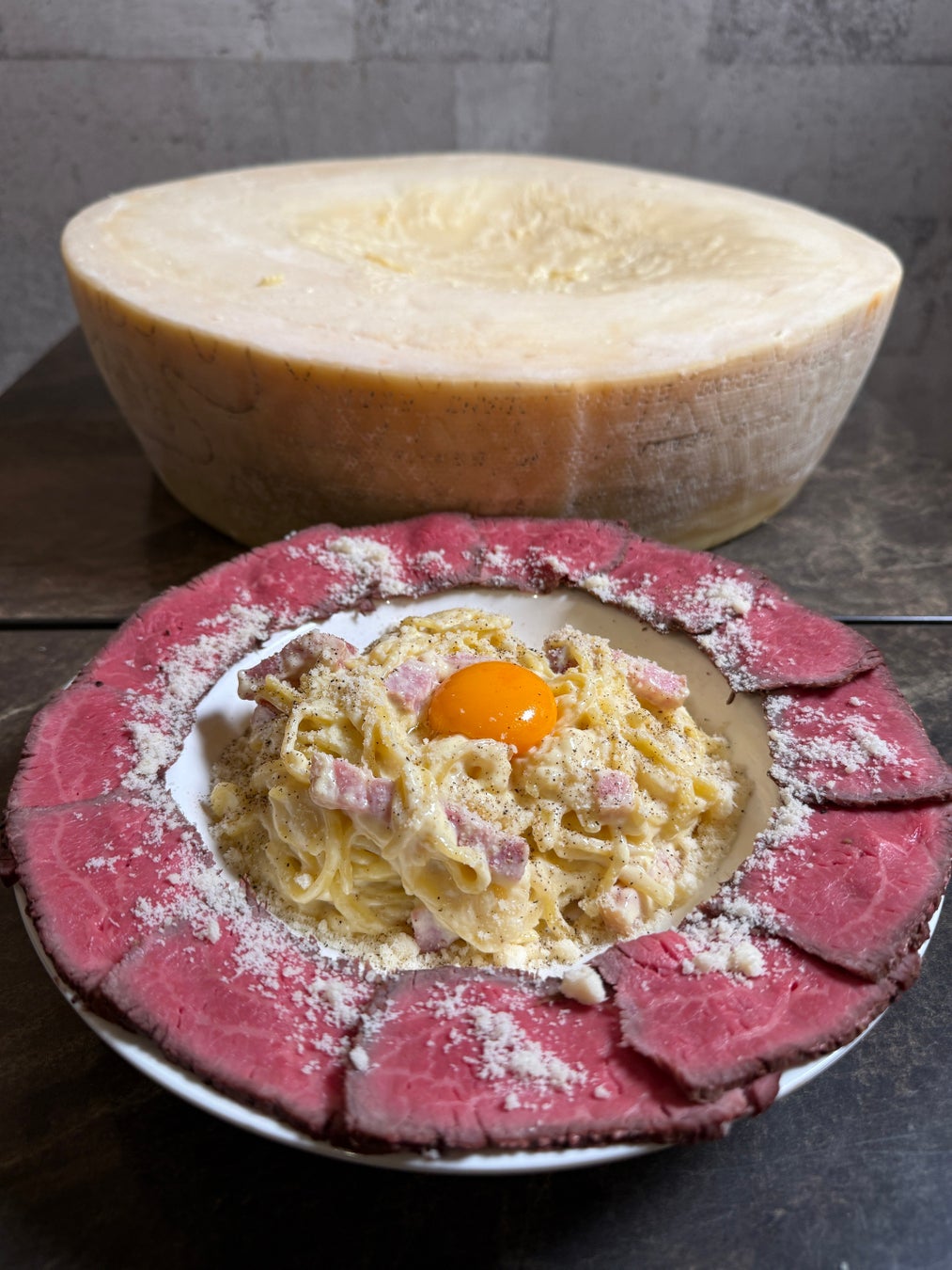 三重県産“さくらポーク”を使用したスペシャル丼を『東京チカラめし食堂』と『新宿三丁目テラス』にて限定販売中！