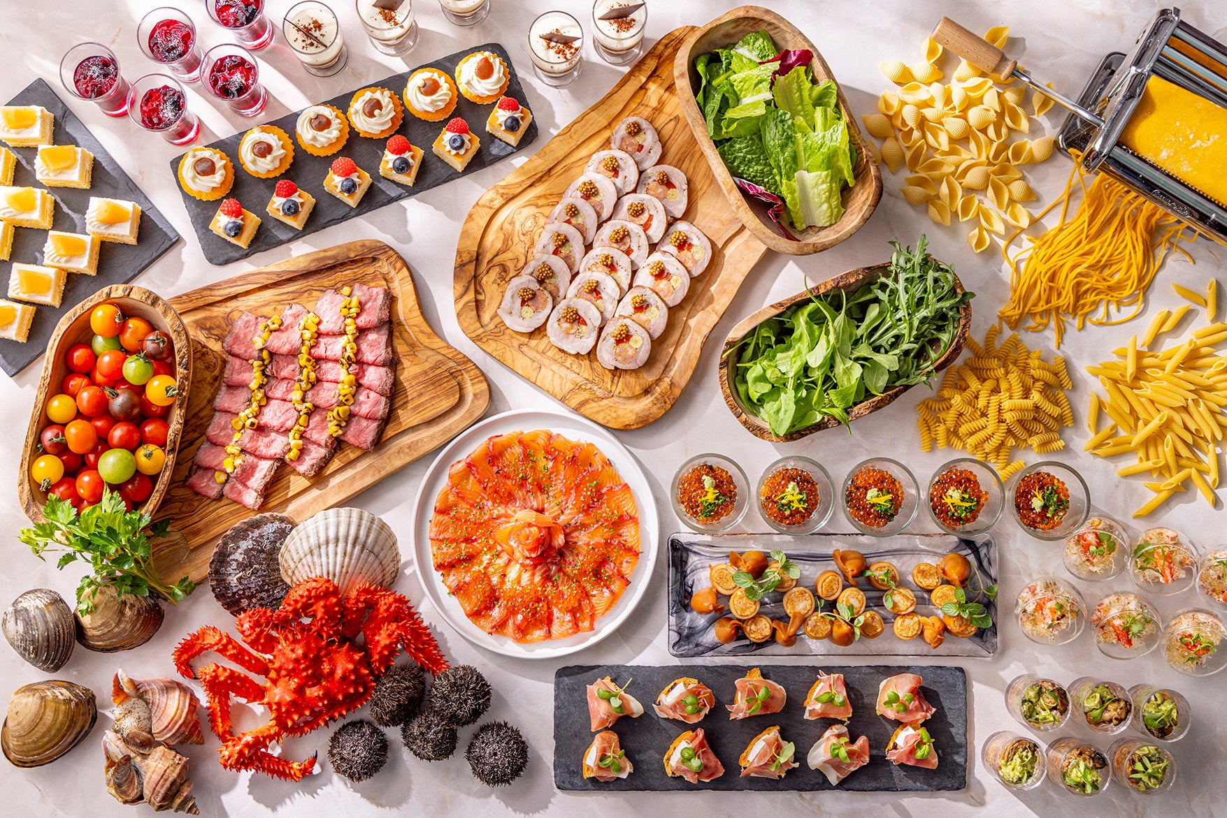 鉄板焼「彩（いろどり）」が「瀬戸内」×「鮨」をMIXしてリコンセプトオープン! 炎の舞う鉄板焼パフォーマンスや鮨職人の技術を目の前で楽しめるライブ体験を強化