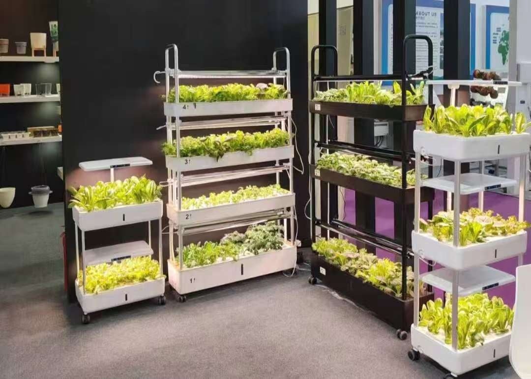 【 ベビーフェイス スカイテラス 】時間無制限　風味豊かな宇治抹茶と苺がメインの「抹茶アフタヌーンティー」税込¥3500円