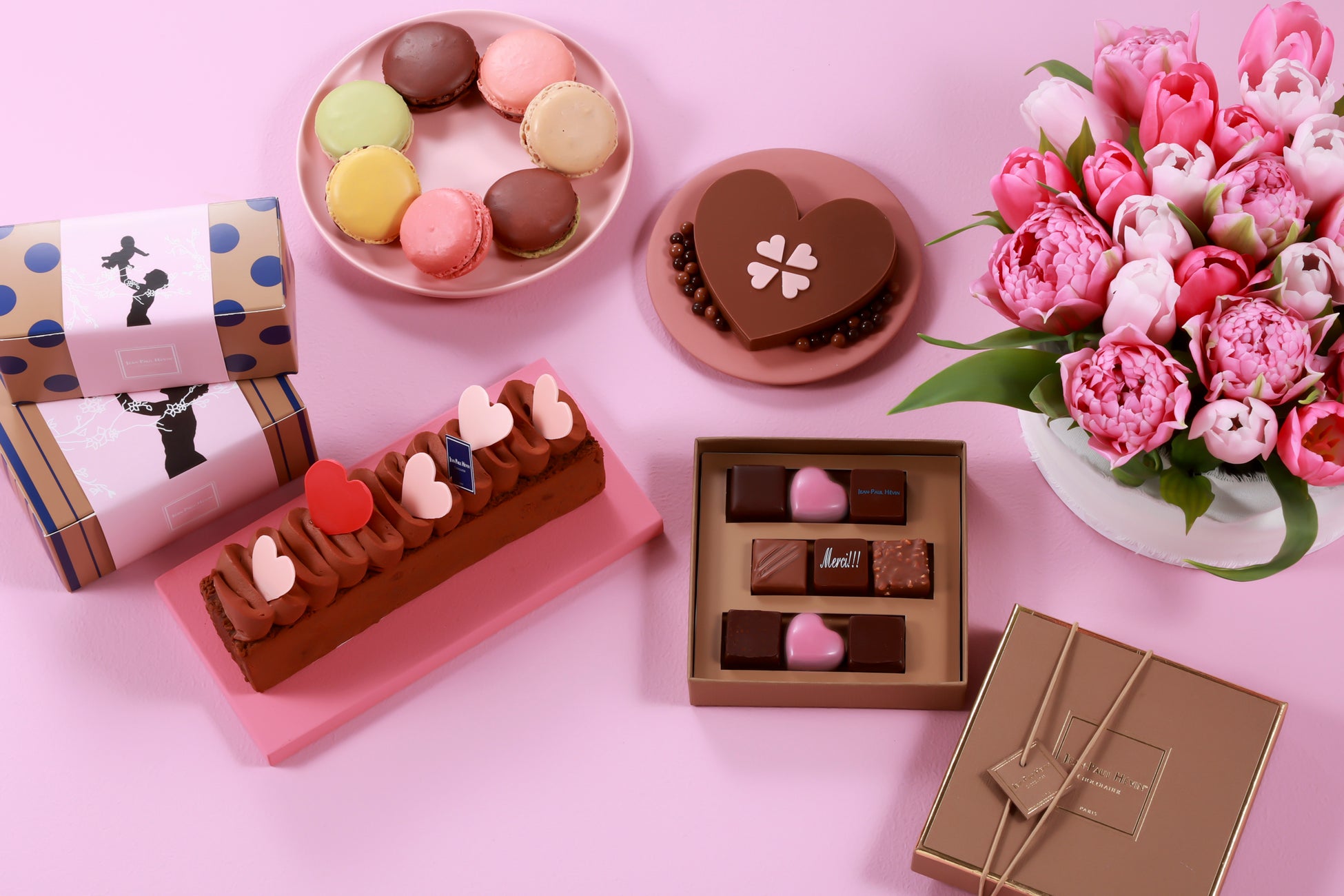 【せっかくならそれっぽいものを!】82.3%が、旅行先でお土産を買うならパッケージがその地域っぽいものを「買いたくなる」