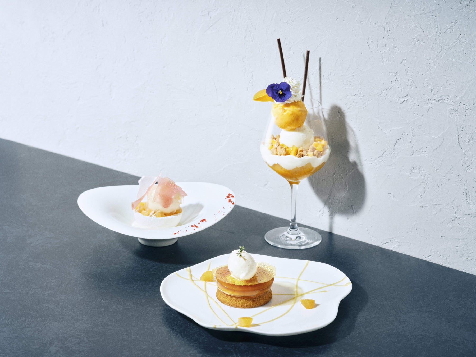 横浜観光の新定番！★濃密×ザクザク★「ヨコハマチーズケーキ　　　　　　（通称：ハマチー）」が新登場。