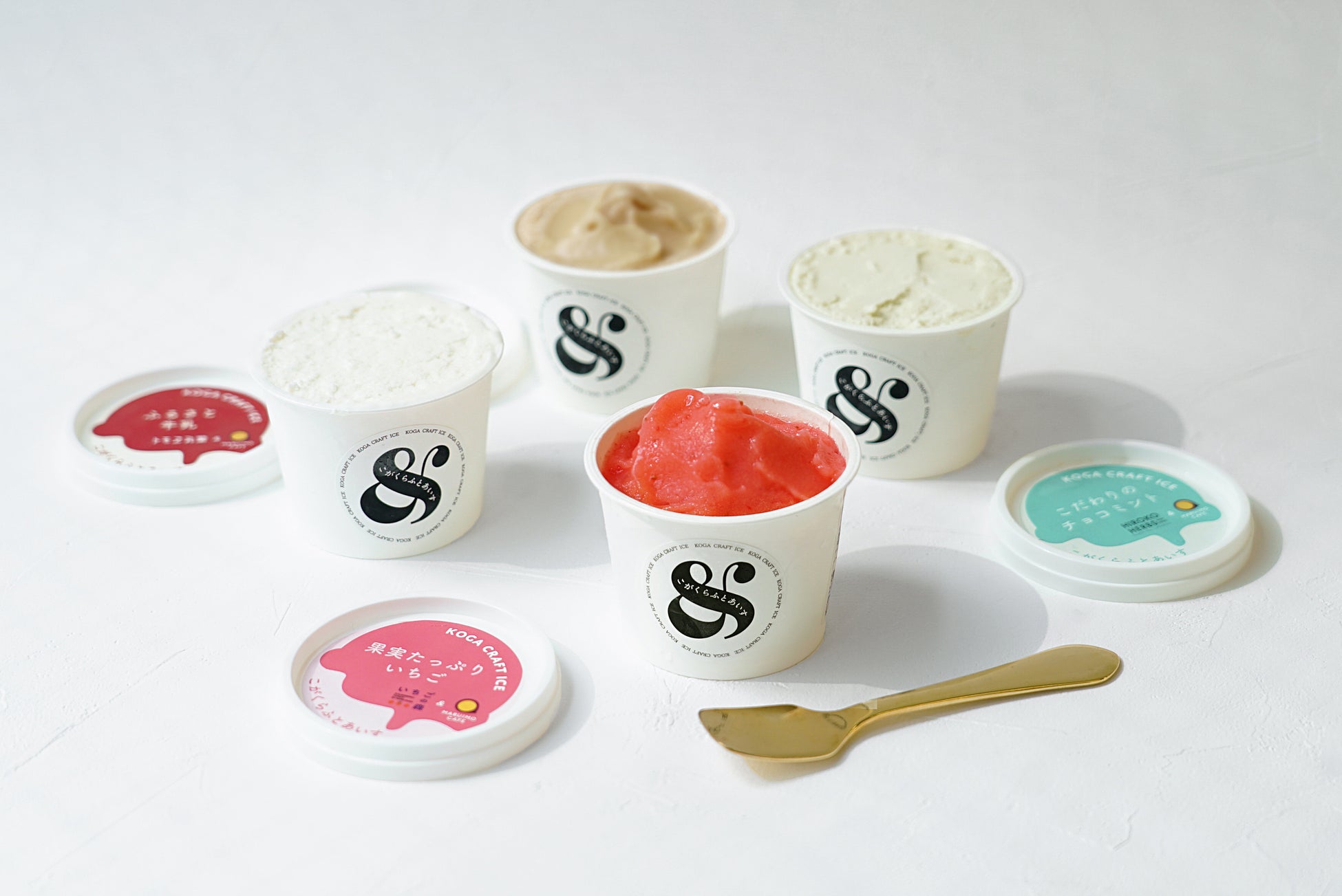 ザクザク感がたまらない!65層のキャンディから驚きの3,340kcal!超BIGな枕チョコミントマシュマロまで 全9種PAPABUBBLEのチョコミントシリーズ第2弾 5月1日より発売