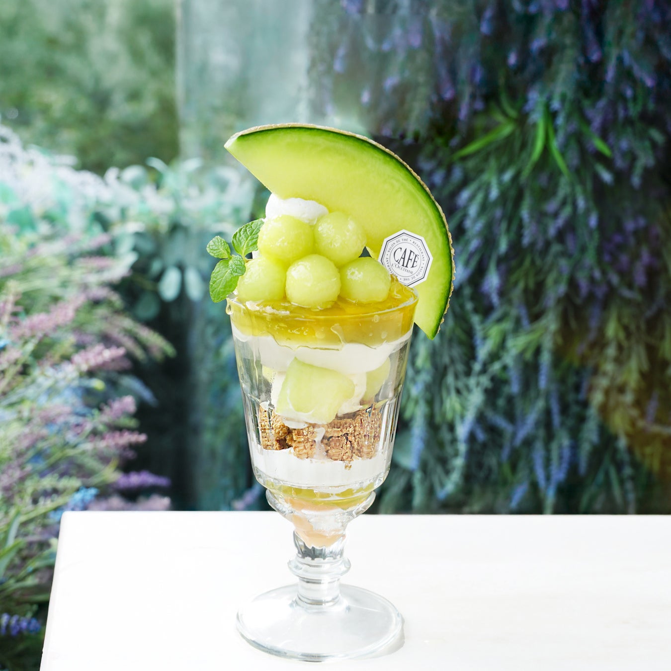 こだわりのコーヒースタンドとワイン&本格フレンチを気軽に楽しむ全75席のブラッスリー&カフェ「&Ovo(アンドオーヴォ)」、築地本願寺前に4月28日(月)朝7時オープン