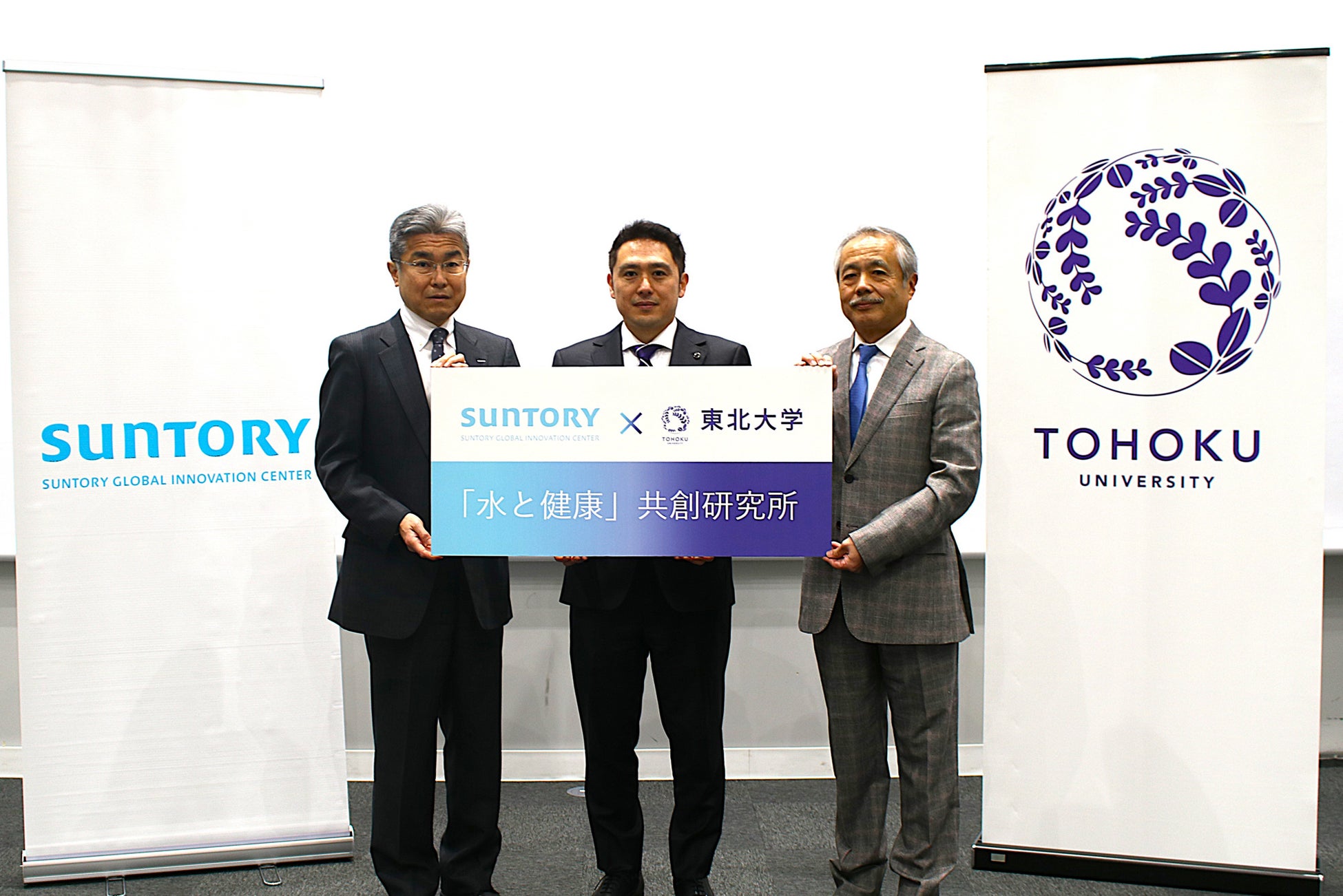 【ザ・リッツ・カールトン大阪】館内3つのレストランで初夏のアフタヌーンティーを開催