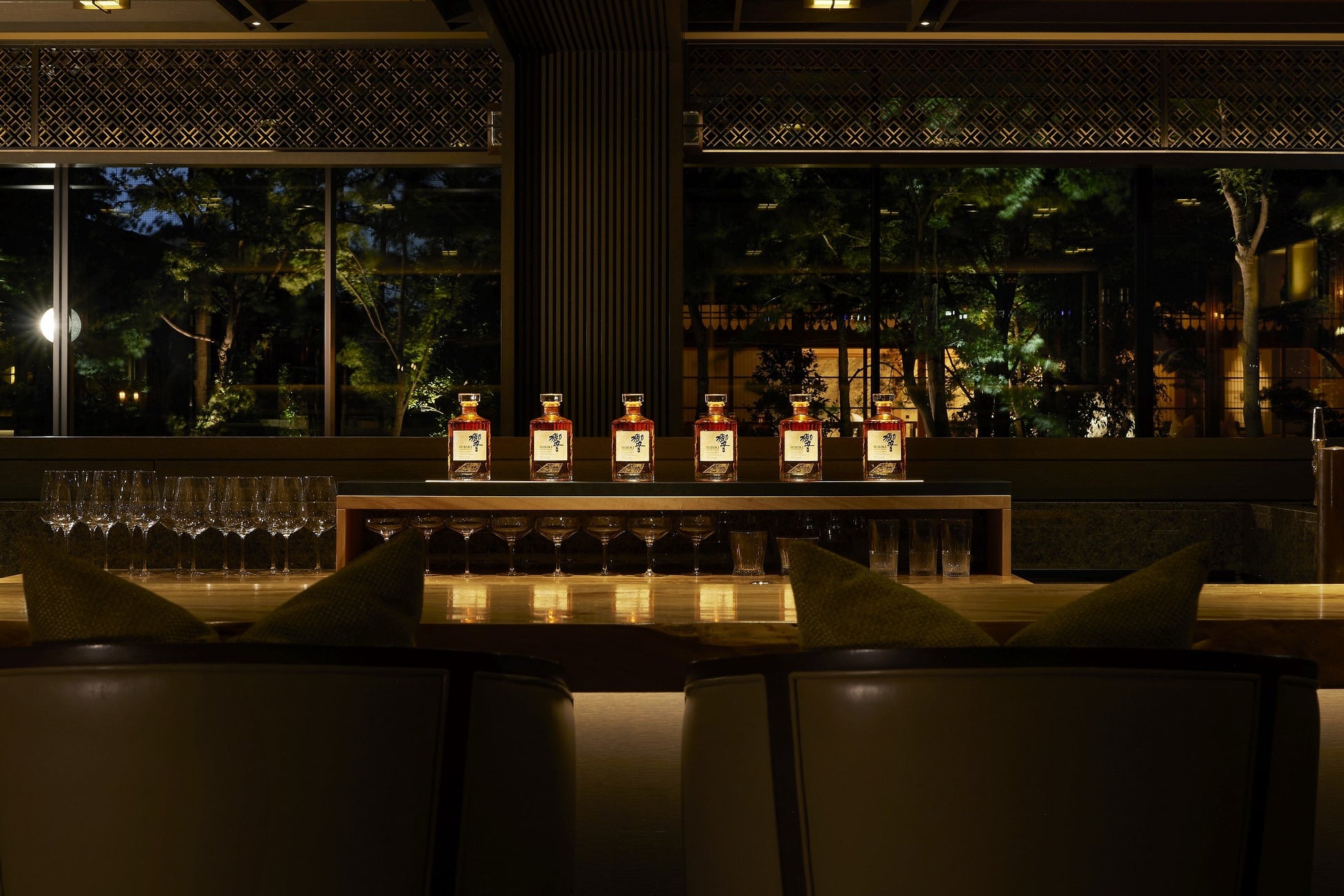 常識を覆すカップ麺「BASE YAKISOBA」シリーズ累計販売数100万個突破