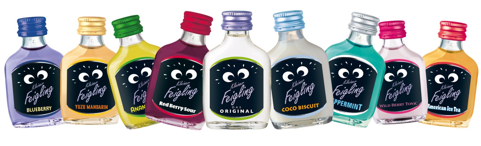 カゴメ×ハウス⾷品 WEBCM を初めて共同制作︕⼩島よしおさんが新WEBCMでクセ強めの新ギャグ披露⼩島よしおさん出演 新WEBCM「カレーにトマト︕やんなきゃもったいねぇ︕」 4⽉30⽇（⽔）公開