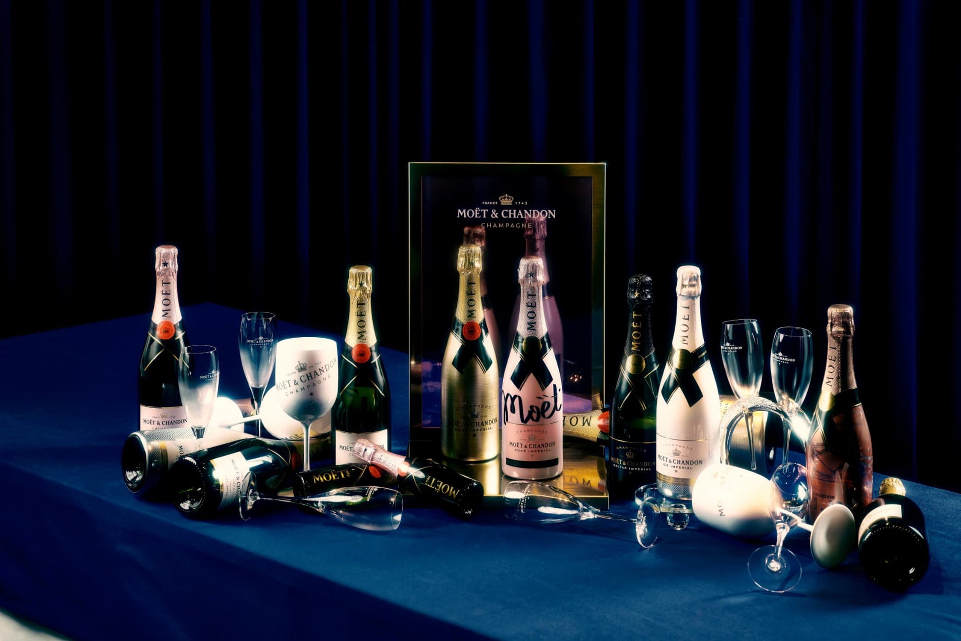 地上150mの絶景で味わう7種のチーズとアーリーサマーフルーツが織りなす贅沢アフタヌーンティー