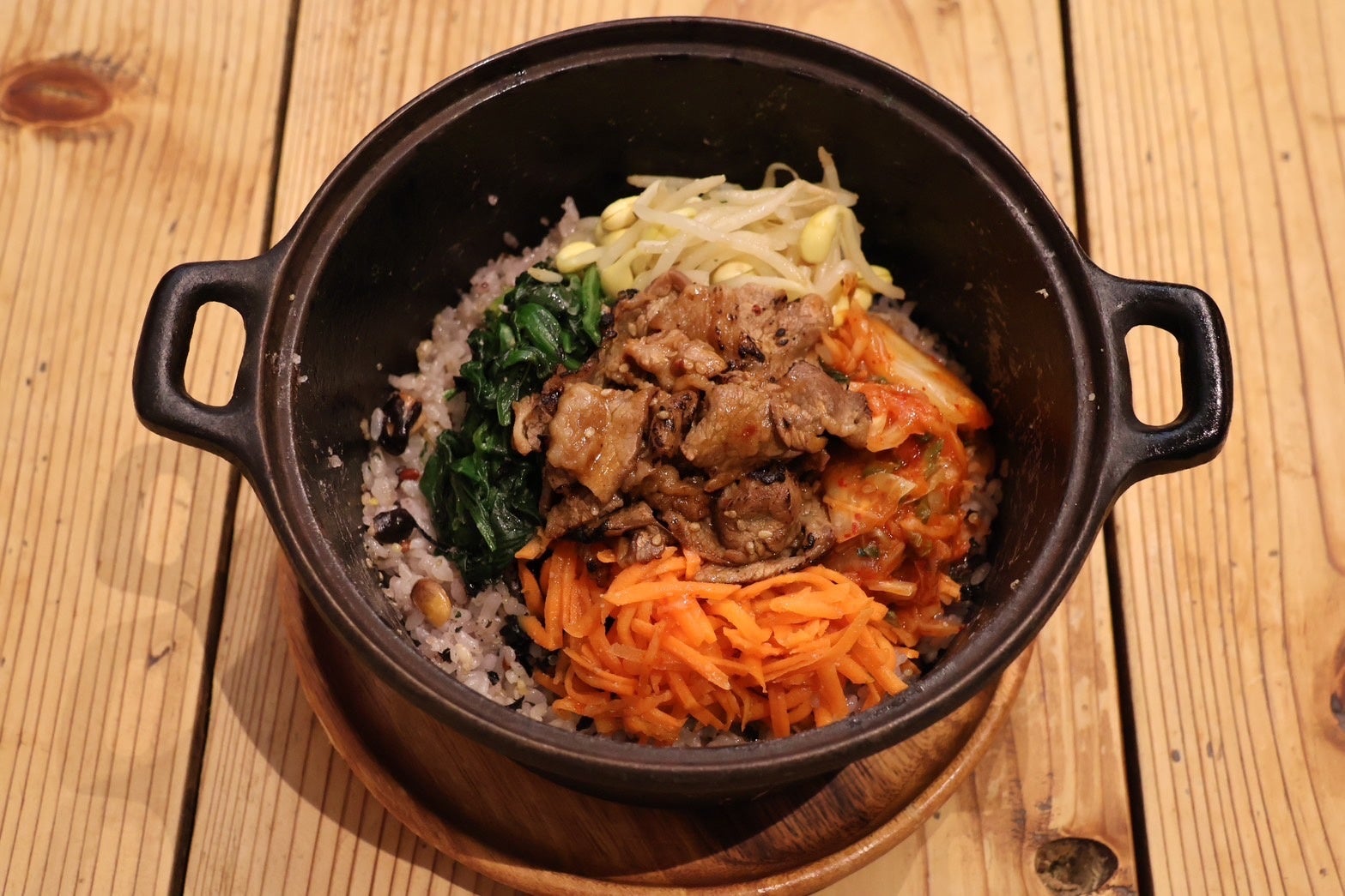 【Afternoon Tea LOVE&TABLE】人気のレモン×アールグレイや、国産ブルーベリーとアメリカンチェリーの新作ミルクレープを発売