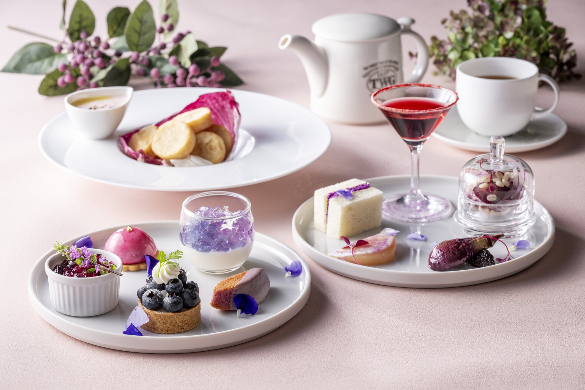 気高く芸術的なスミレ色のスイーツをコース仕立てで優雅に楽しむ「Sweets Course～Violetta～」