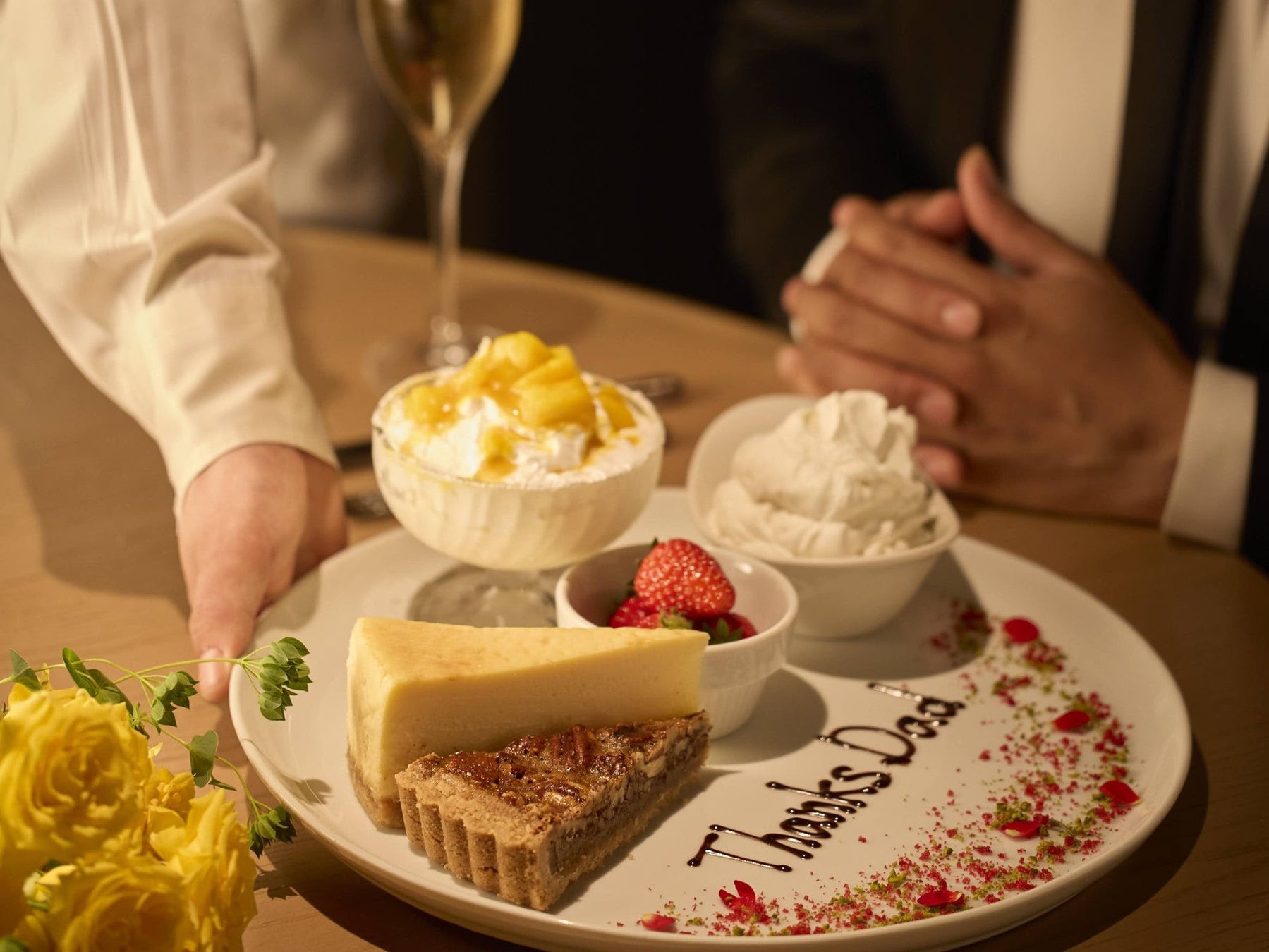 5月29日はエスニックの日！アジアを満喫！彩りカオマンガイ＆旨辛トムヤムクンセット