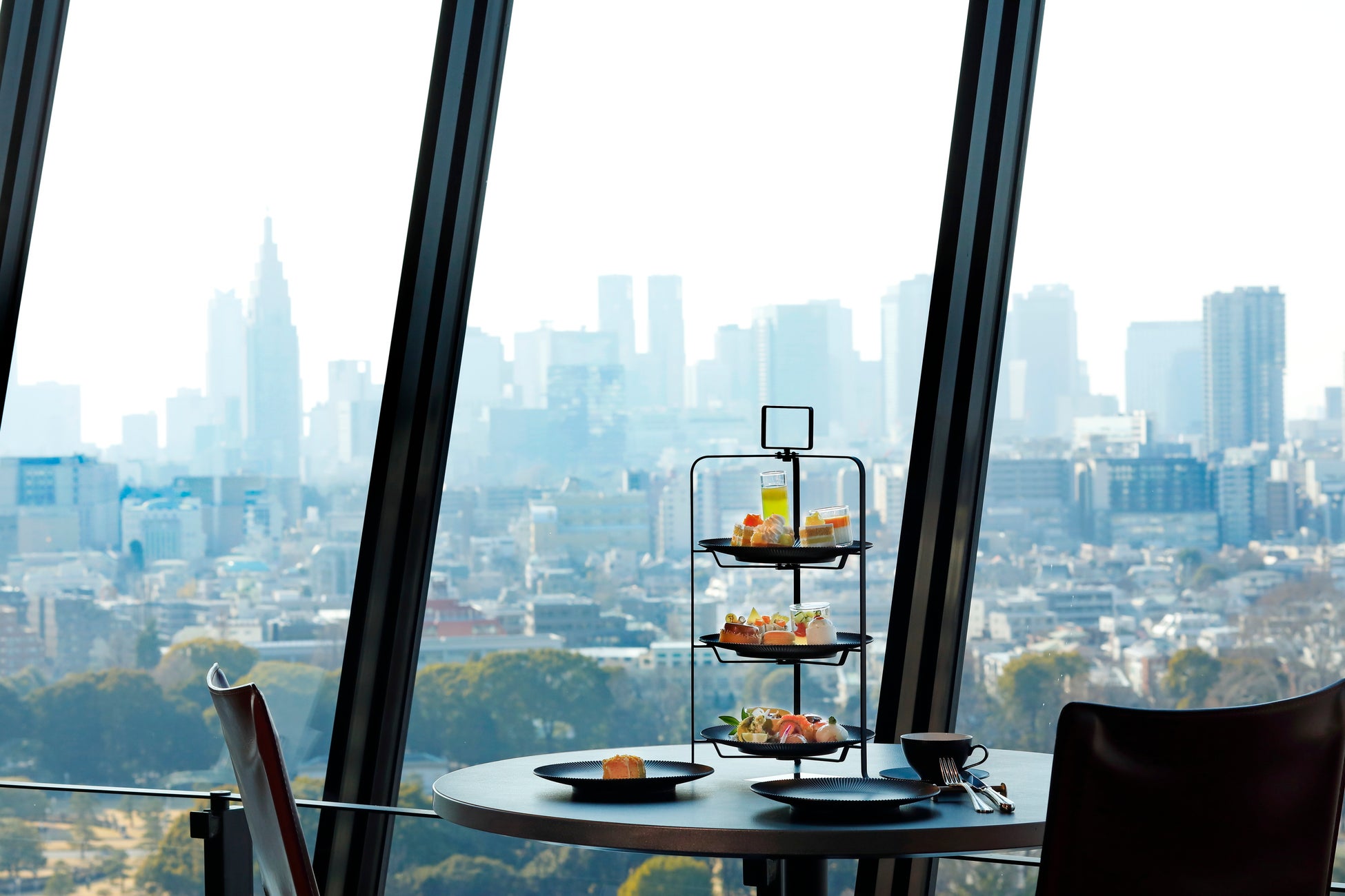 2026年5月、那覇・泊ふ頭旅客ターミナル（通称：とまりん）に開業予定「サウスゲートホテル沖縄」のティザーサイトを2025年5月12日(月)オープン