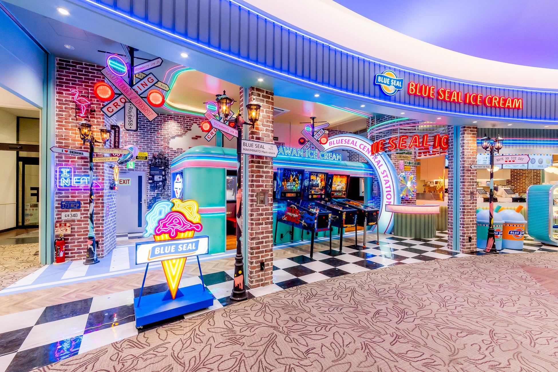 長崎の五島つばき蒸溜所とのコラボレーションによる特別な一杯BELLUSTARTOKYO, A Pan Pacific Hotelのオリジナルクラフトジン 『ゴトジン Bellustar』 誕生