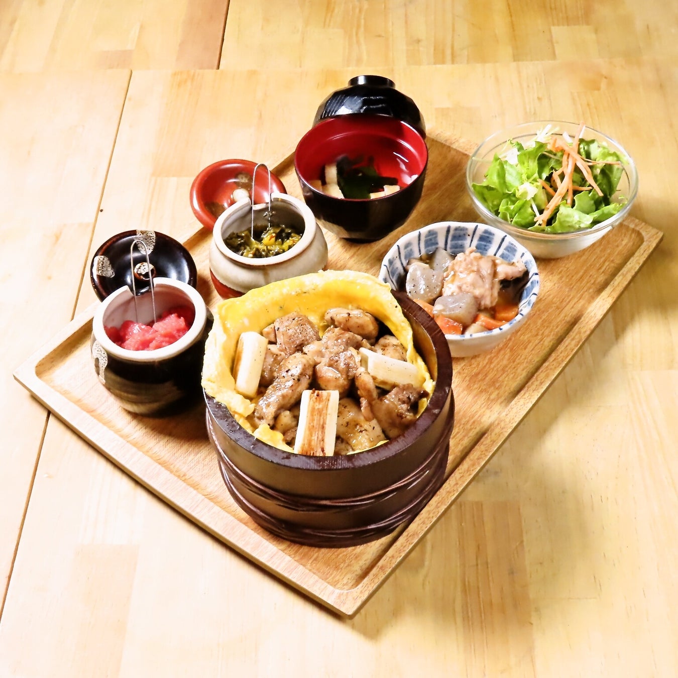 “峠の釜めし”の荻野屋横川店内に、ドリフトドライバー下田紗弥加選手をテーマにした「SAYACAFE」オープン！