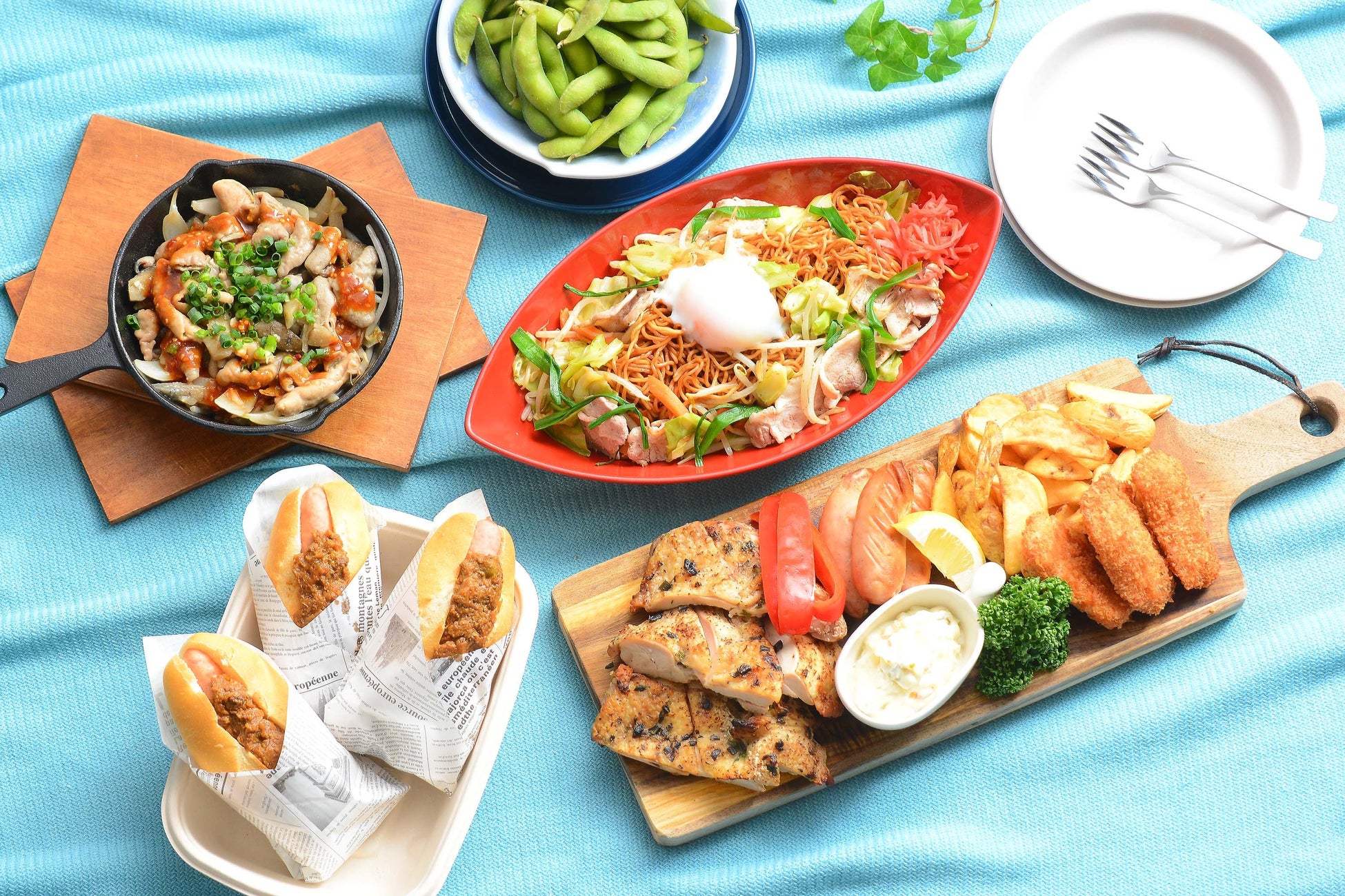 【シニアの買い物事情】買い物先はドラッグストアがコンビニの1.8倍！情報源はデジタル化が加速し店舗のアプリ＆LINEが紙チラシを上回る