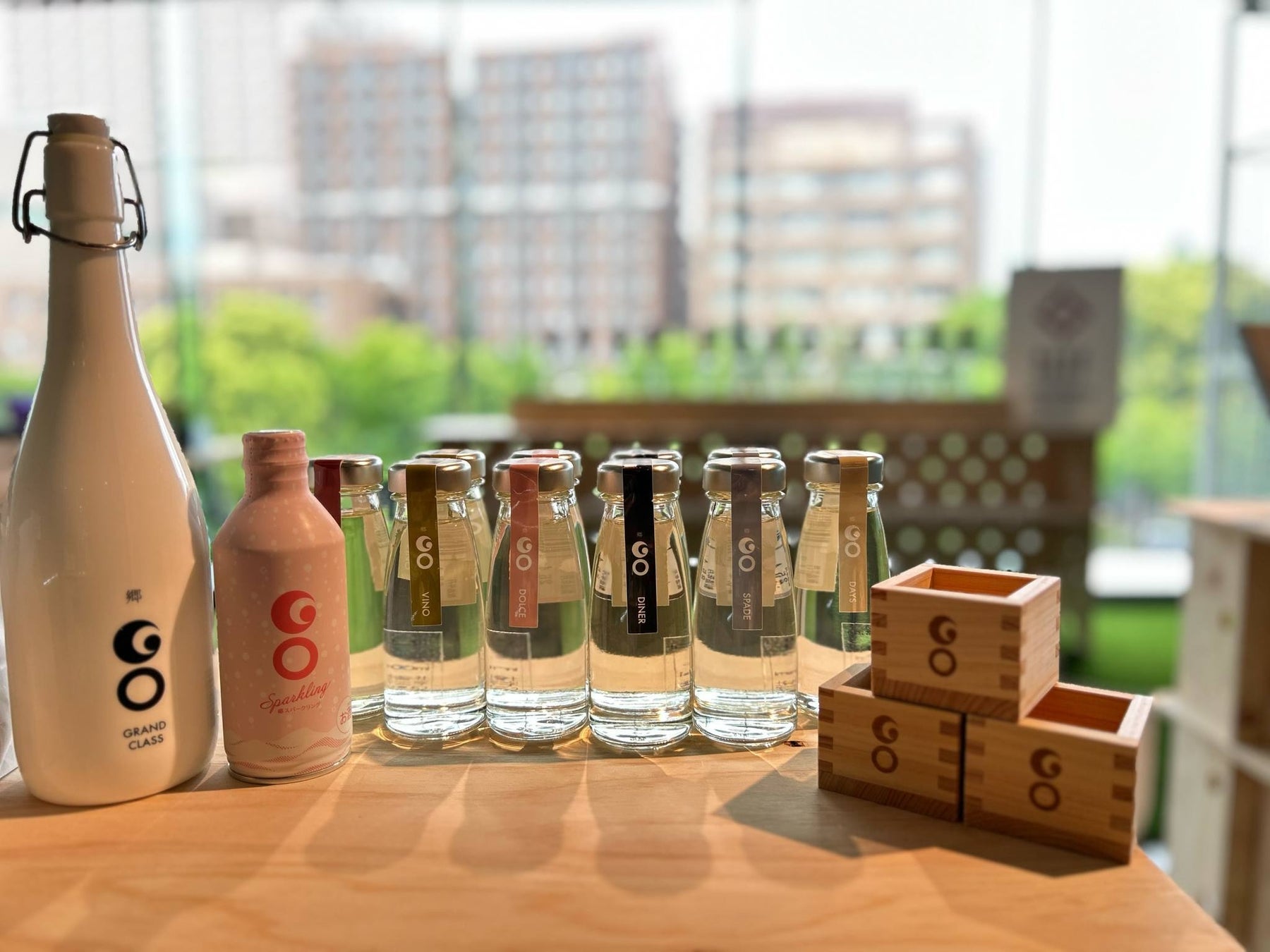 飲食・小売業のバラバラ各社POSレジデータを自動で収集、単一フォーマットに集約統合し、お使いのシステムに連携します。「TEAL GATEWAY」