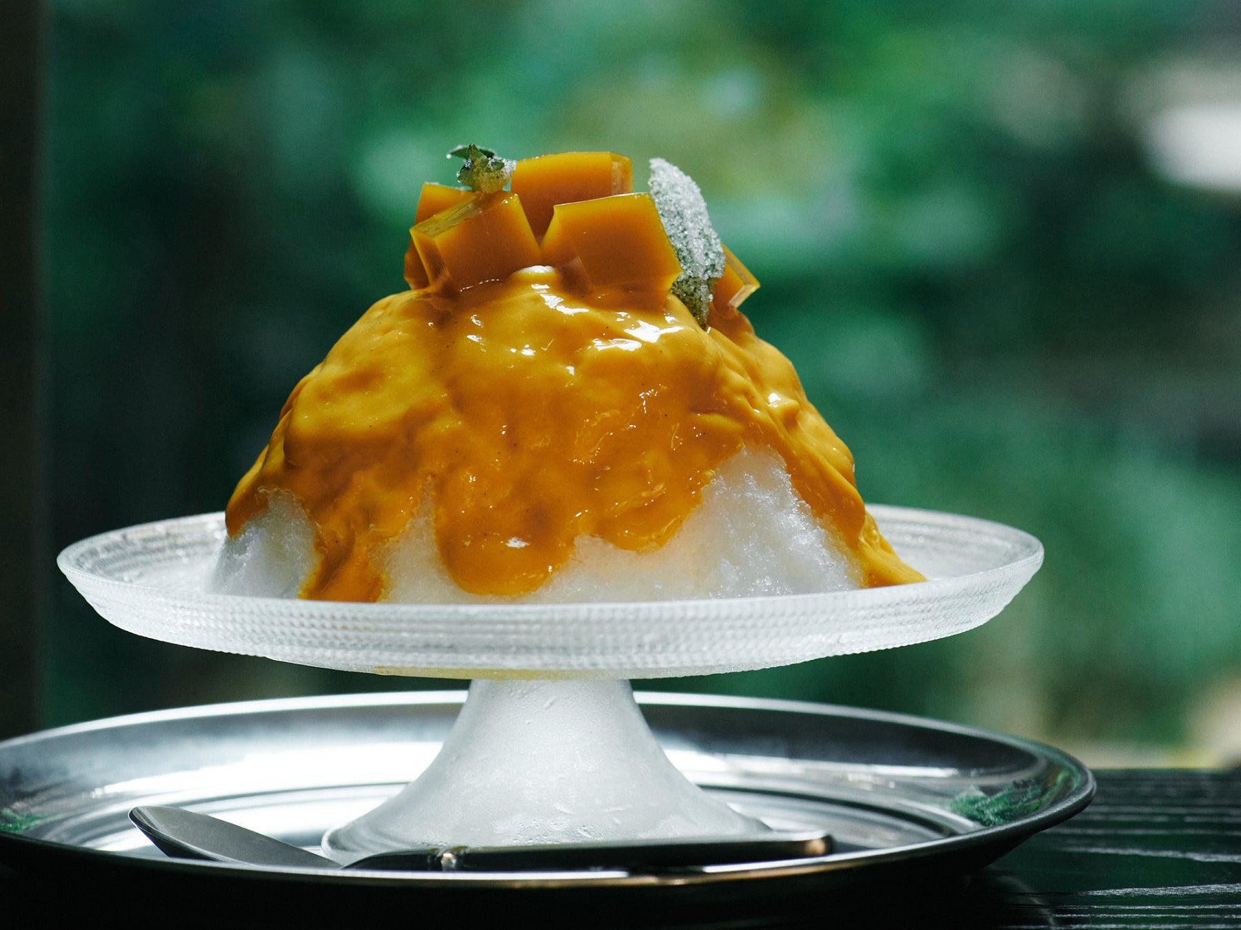 特別メニューで 子どもに笑顔の記念給食を