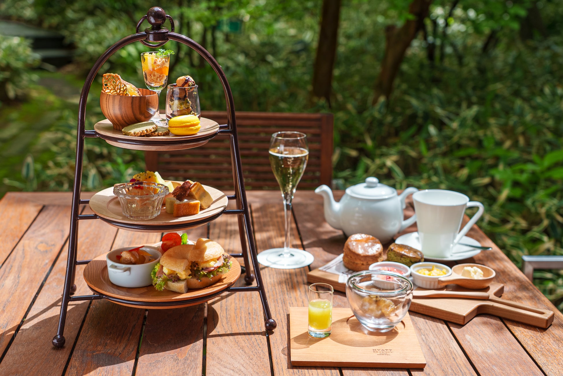 蒸留酒の副産物をアップサイクルした「LIL’ STRAWBERRY」を限定発売！