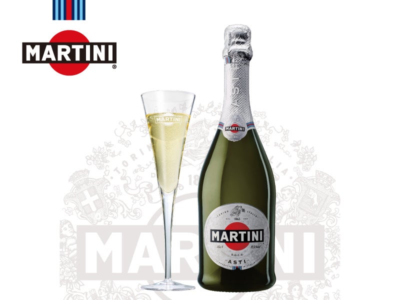 葛飾北斎からインスパイアされた『飲む名画』!アートを味わうカフェunimoccより、今年も夏にぴったりな「かき氷ドリンク」が期間限定で登場。