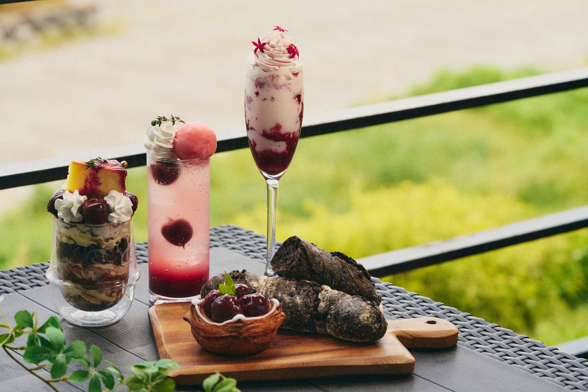 【ロイズ】塩キャラメルやゲランドの塩を味わう、毎年人気の「フランス・ブルターニュフェア」商品を6月4日に発売。